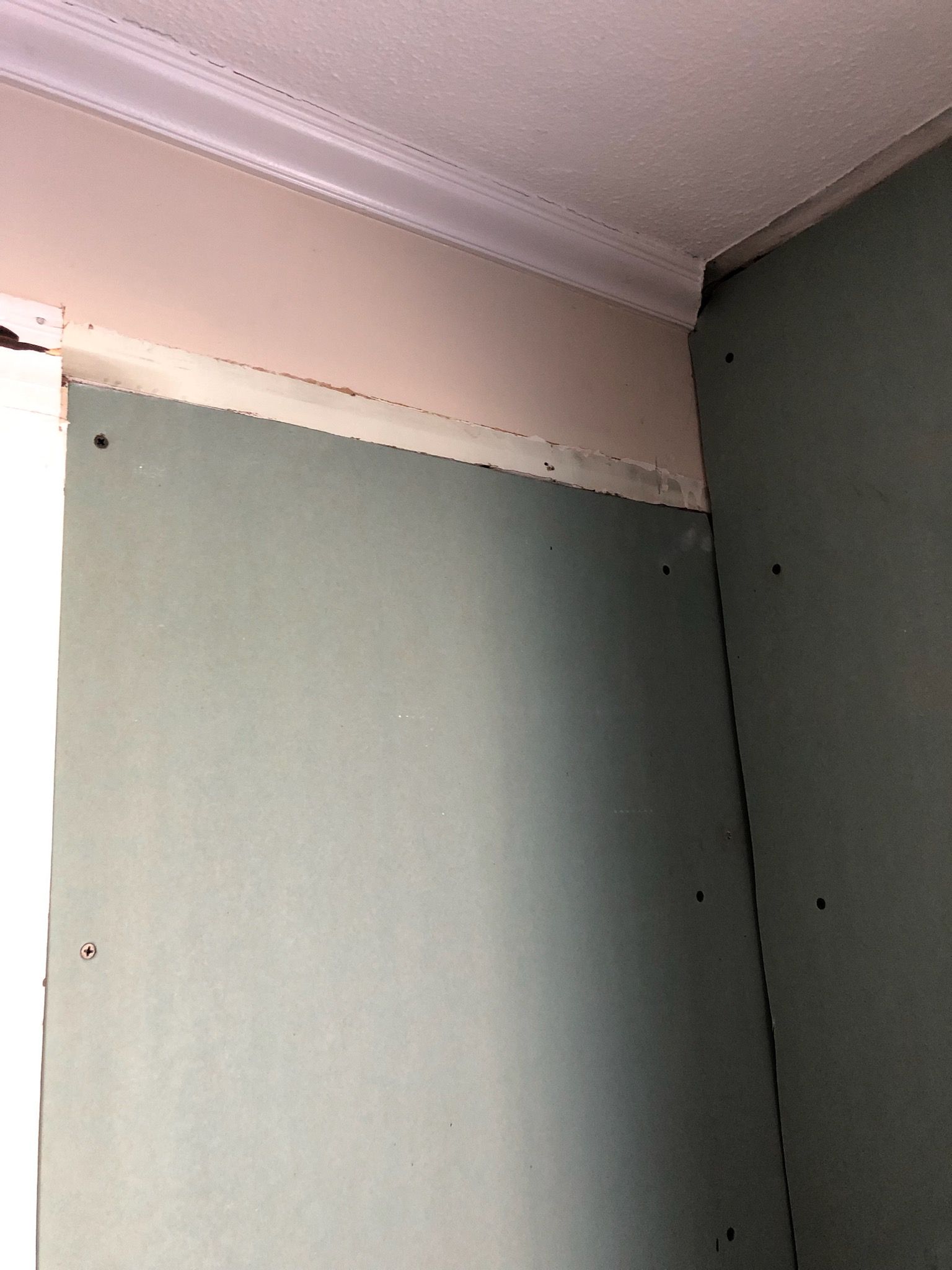 Exterior remodeling in Carlsile, MA by UBrothers Construction