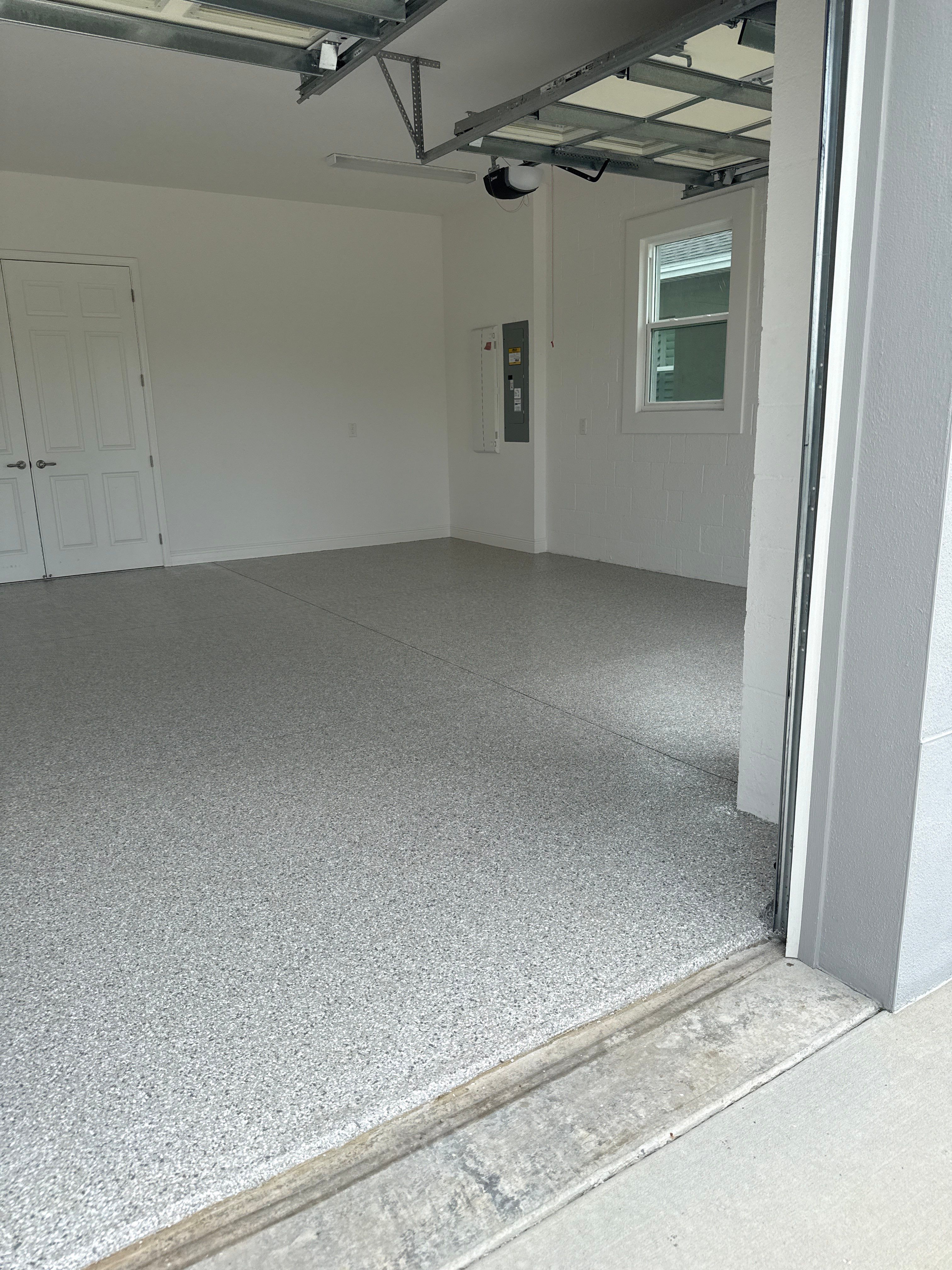 Garage by Innovative Concrete Coatings 