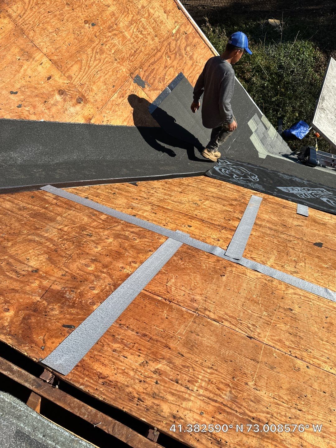 Residential Roofing Installation using Owens Corning TruDefinition Duration AR - Estate Gray & White Double 4 Siding by A Plus Exterior