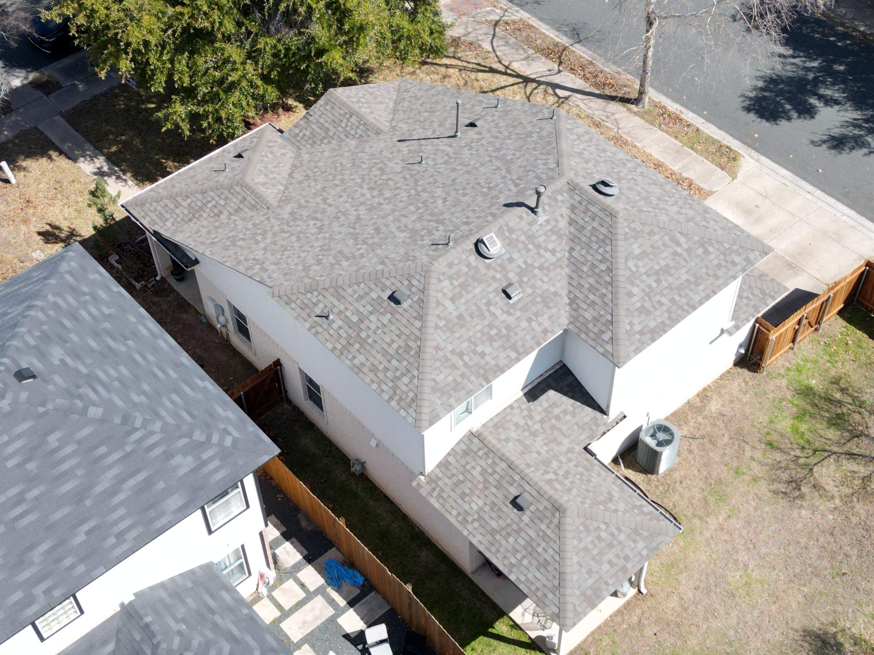 Driftwood - Owens Corning TruDefinition Duration by RoofsOnly.com