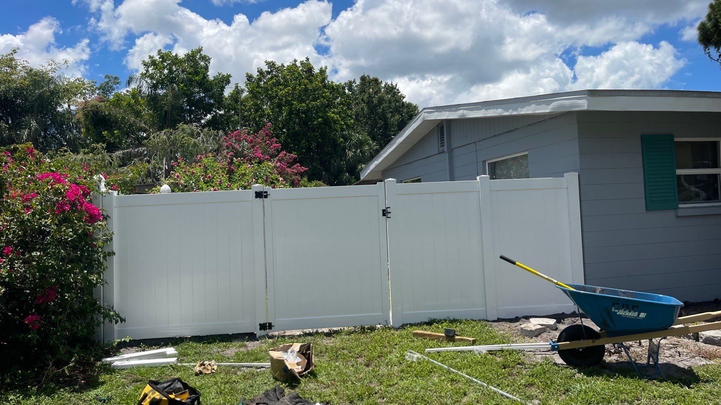 Sarasota, FL 6ft. Tall White Vinyl Privacy Fence by Asap fence and gates, LLC