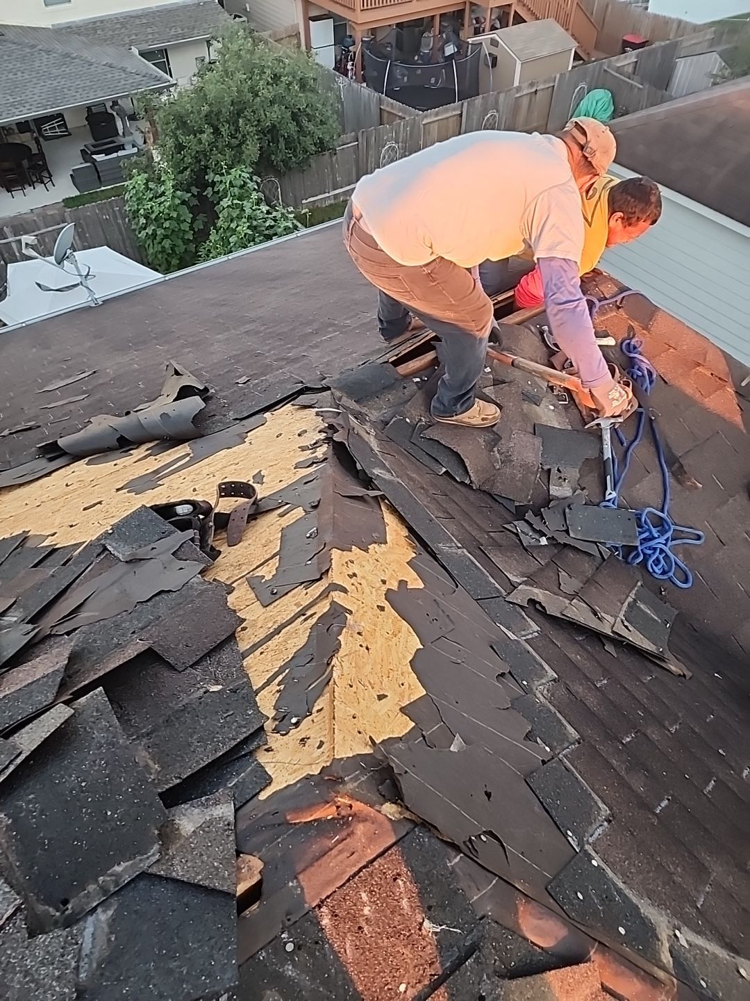 Residential Roofing Installation using Owen's Corning Duration (Lifetime) Shingles by Roof Repair Company