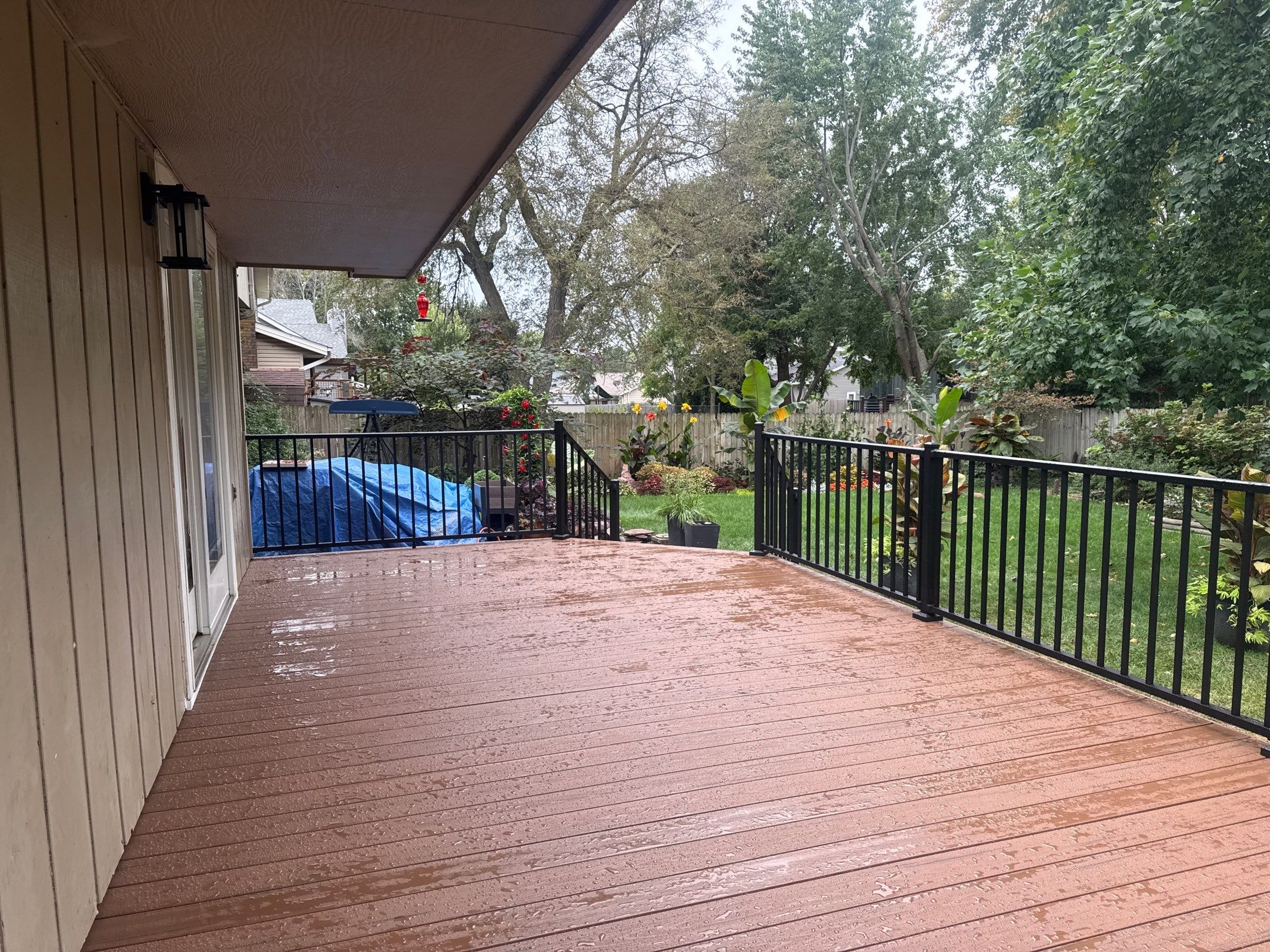 Custom composite deck by EAGLE EYE ENTERPRISES
