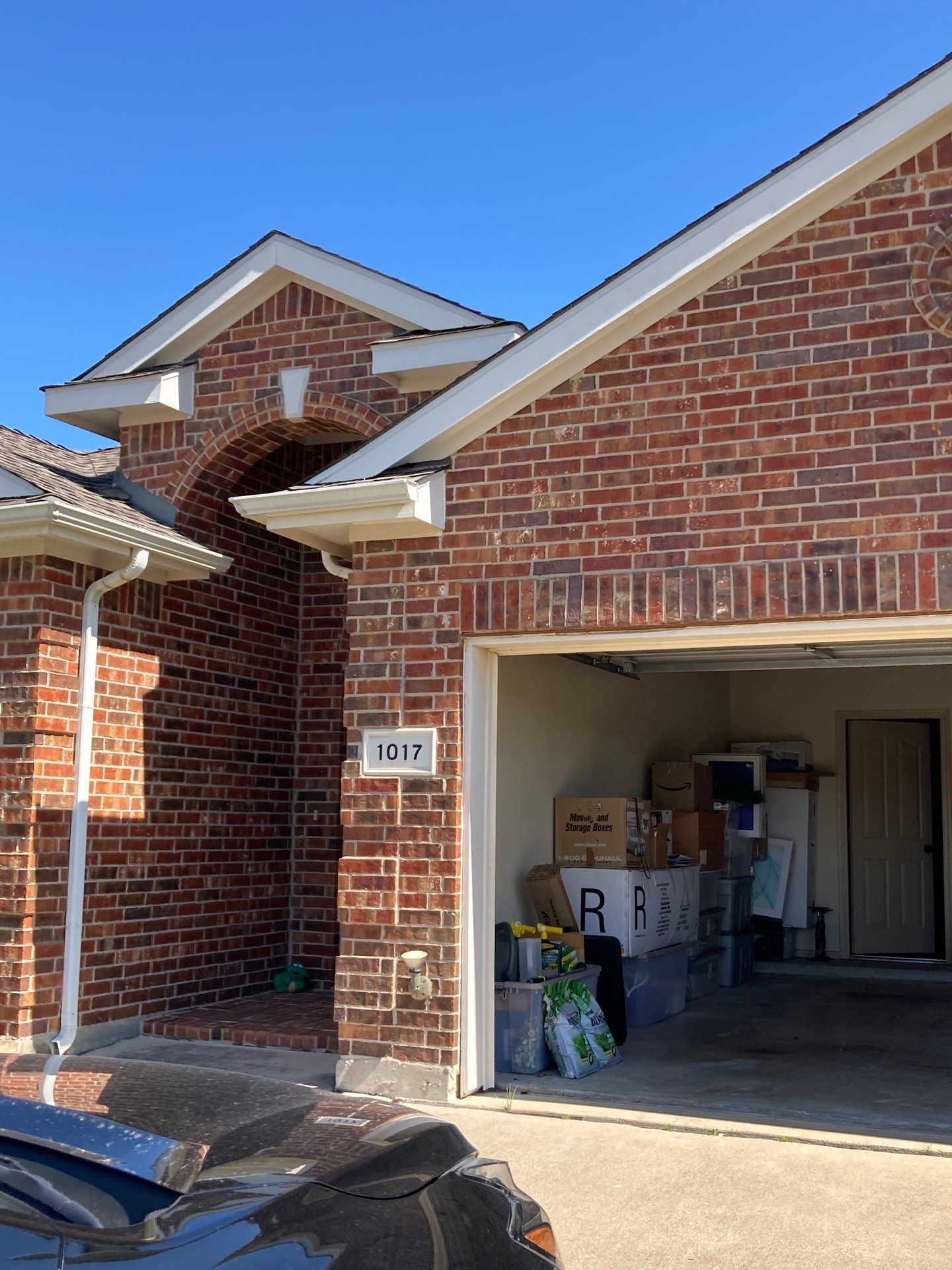 Joyce in Glenn Heights by Trojan Solar
