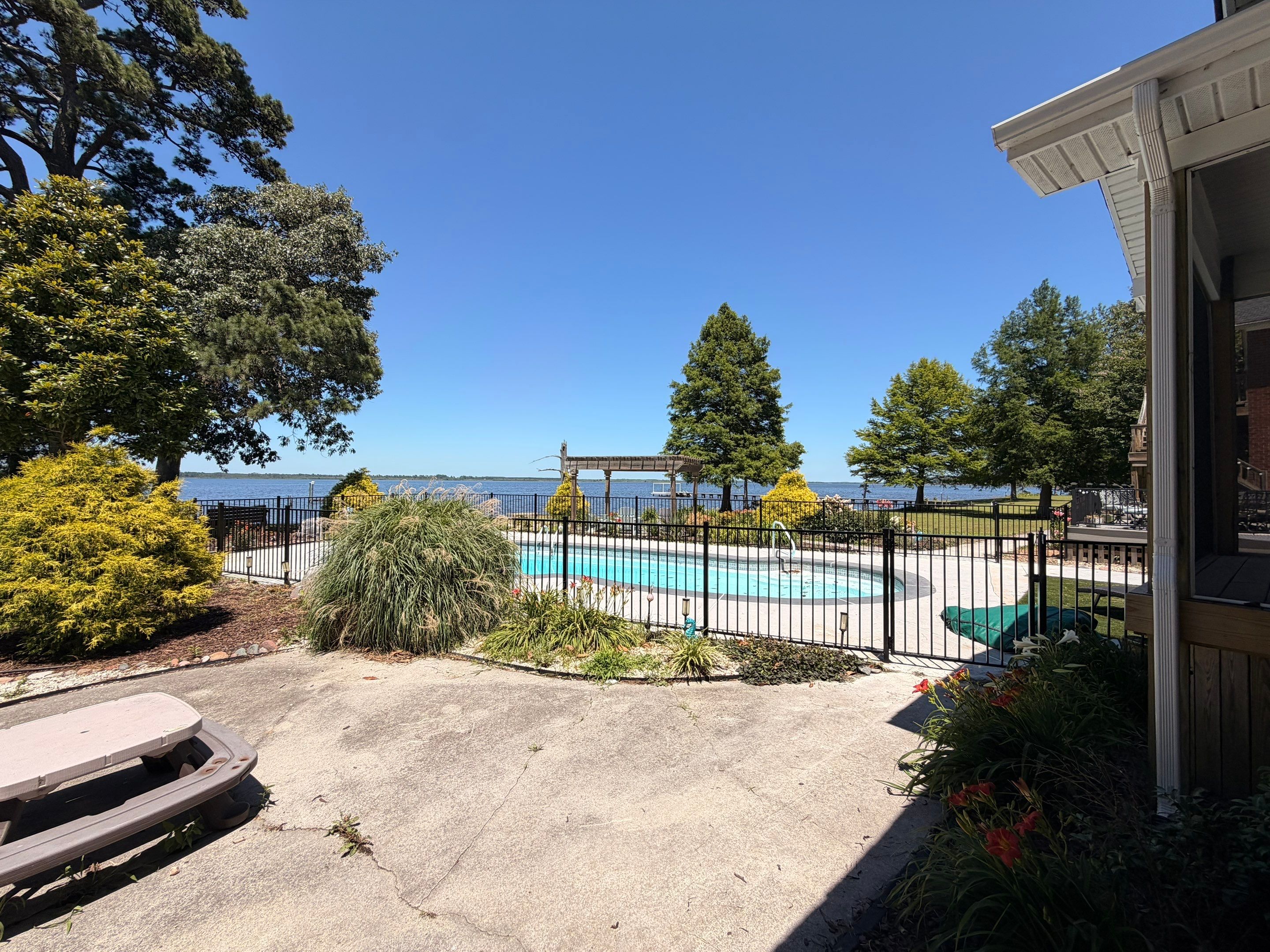Secure. Stylish. Pool-Ready. 🏊‍♂️☀️ by Tidewater Fence