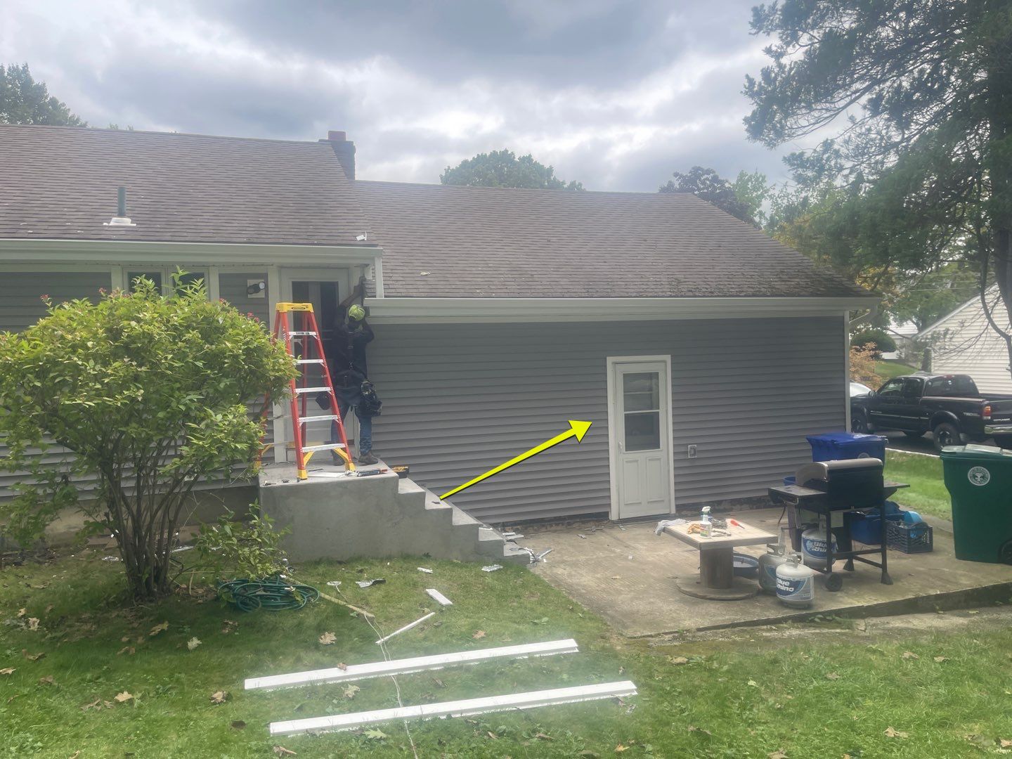 Siding Installation using CertainTeed Monogram Vinyl Siding - D4 - Granite Gray by A Plus Exterior