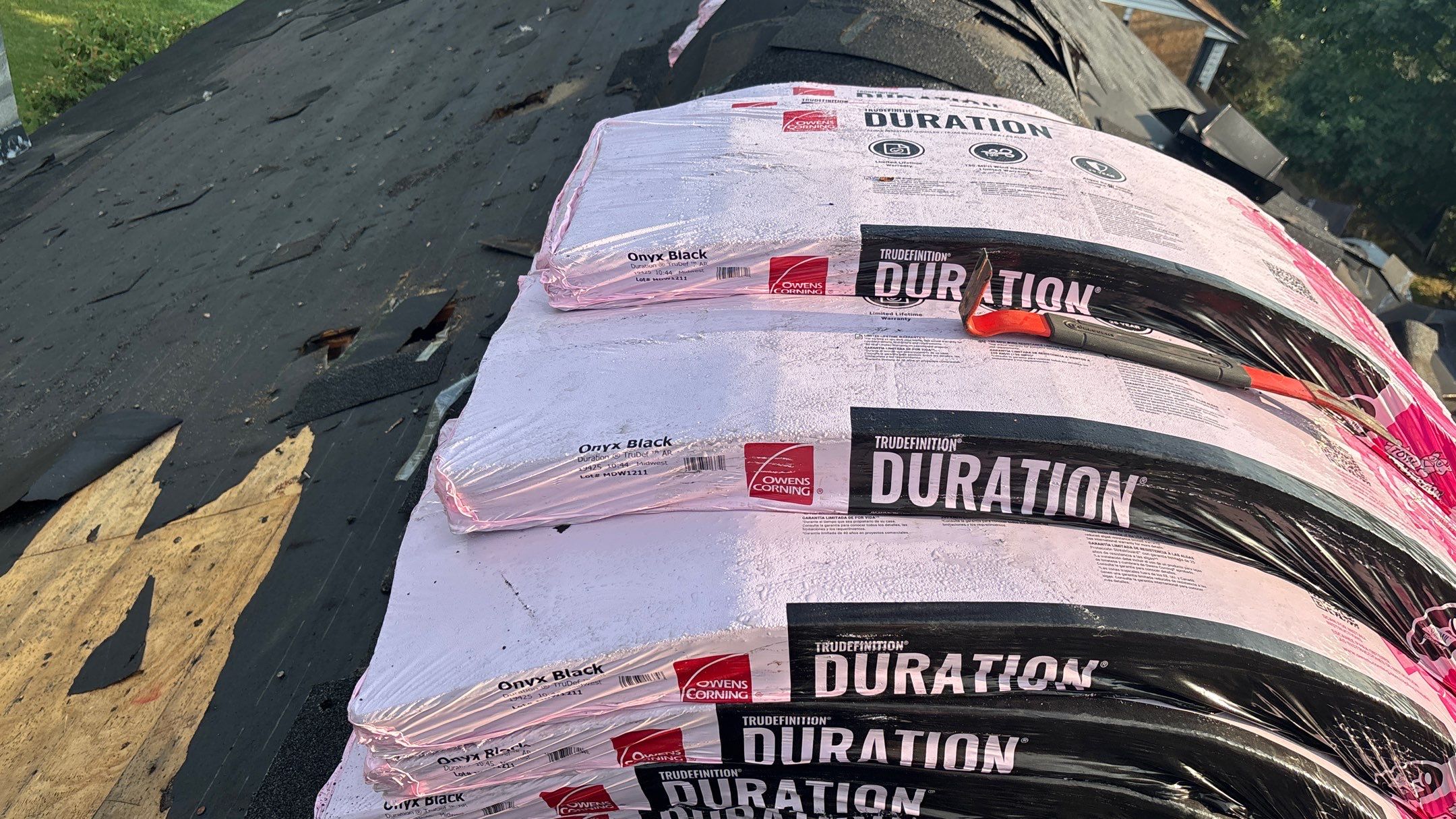 Roof Replacement using Owens Corning Onyx Black by 180 Contractors