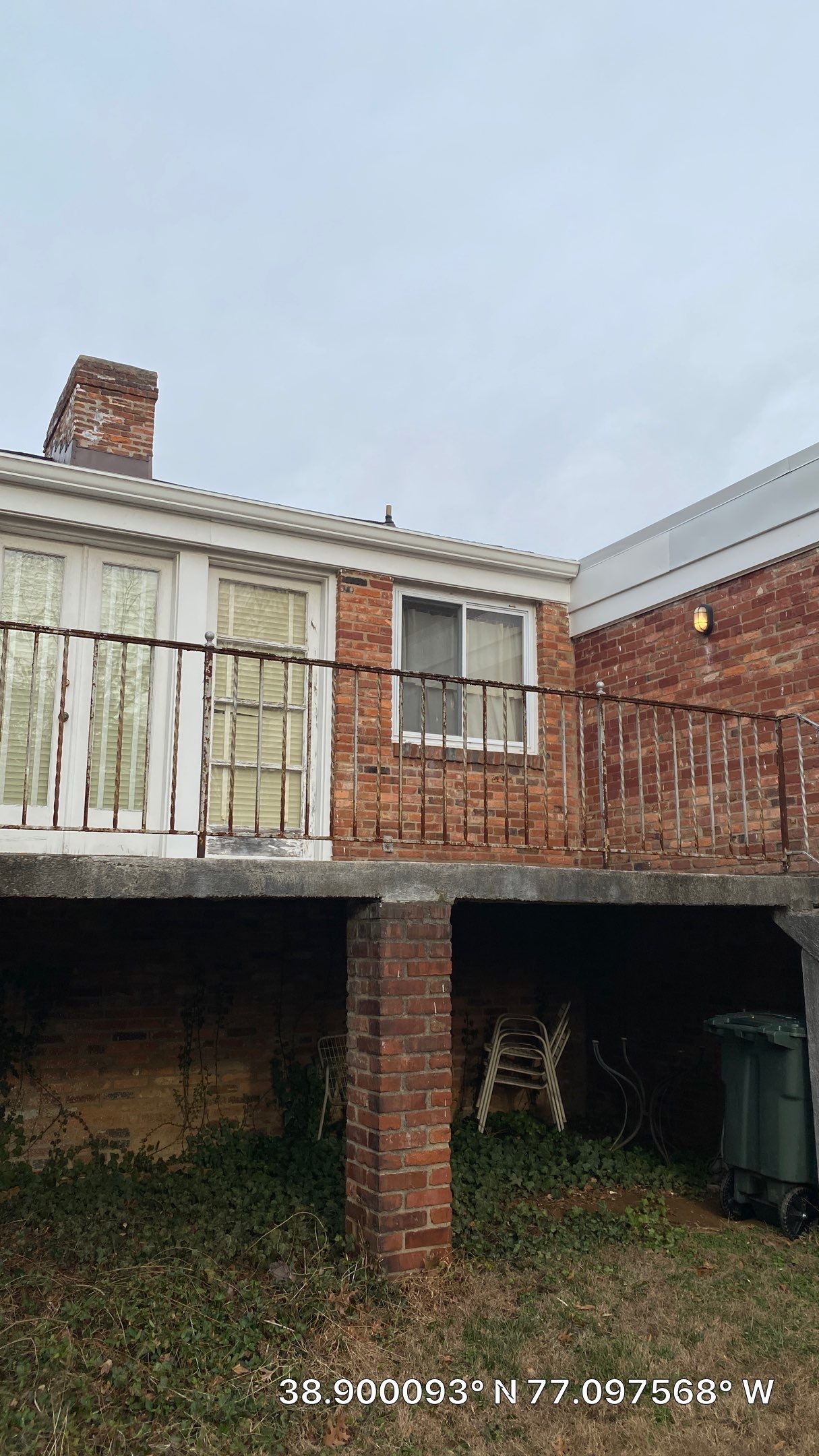 Arlington: CertainTeed Landmark Pro Designer Shingles in Max Def Burnt Sienna by RM Banning, Inc.