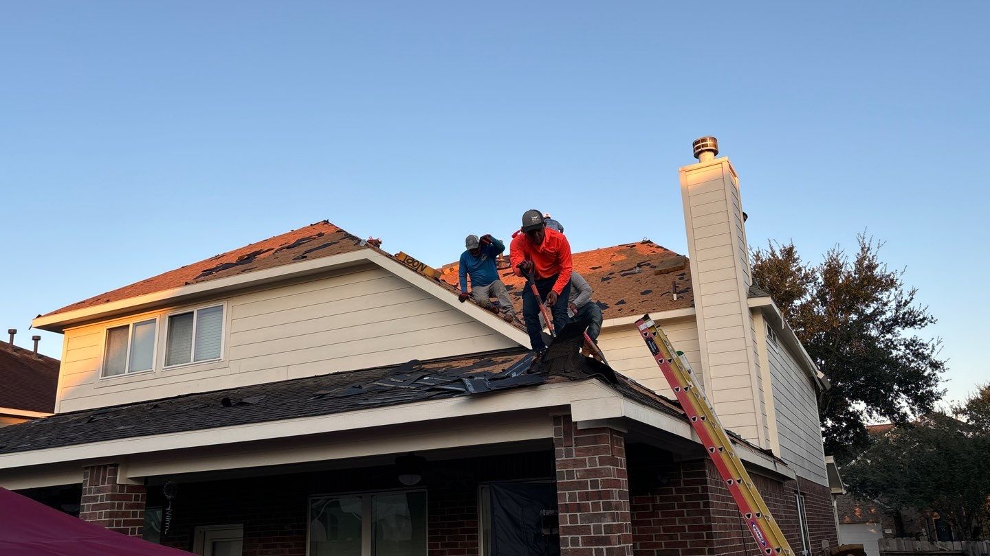 Residential Roofing Installation using Owen's Corning Duration (Lifetime) Shingles by Roof Repair Company