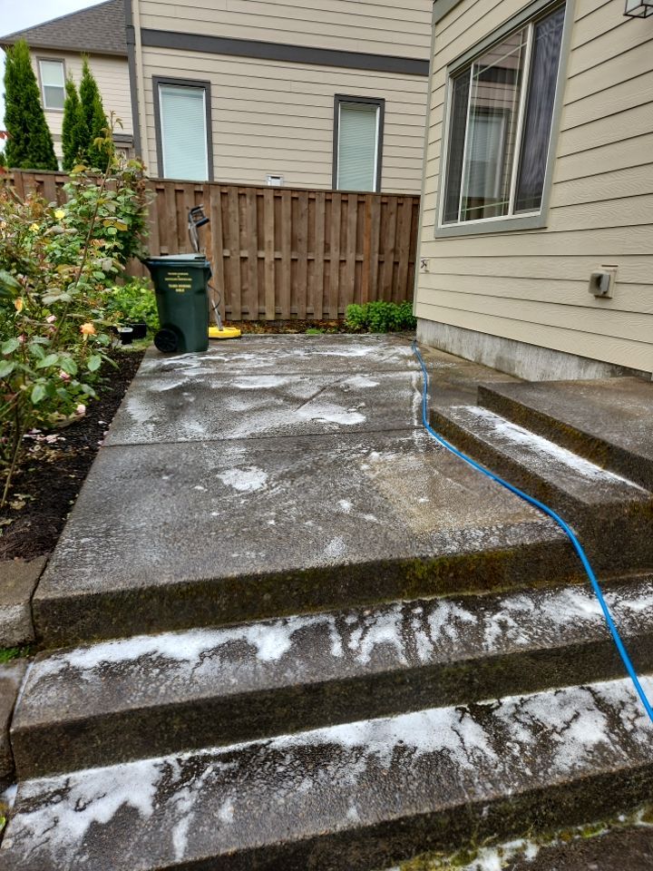 Concrete wash using Surface washer by Willamette Outdoor Wash LLC