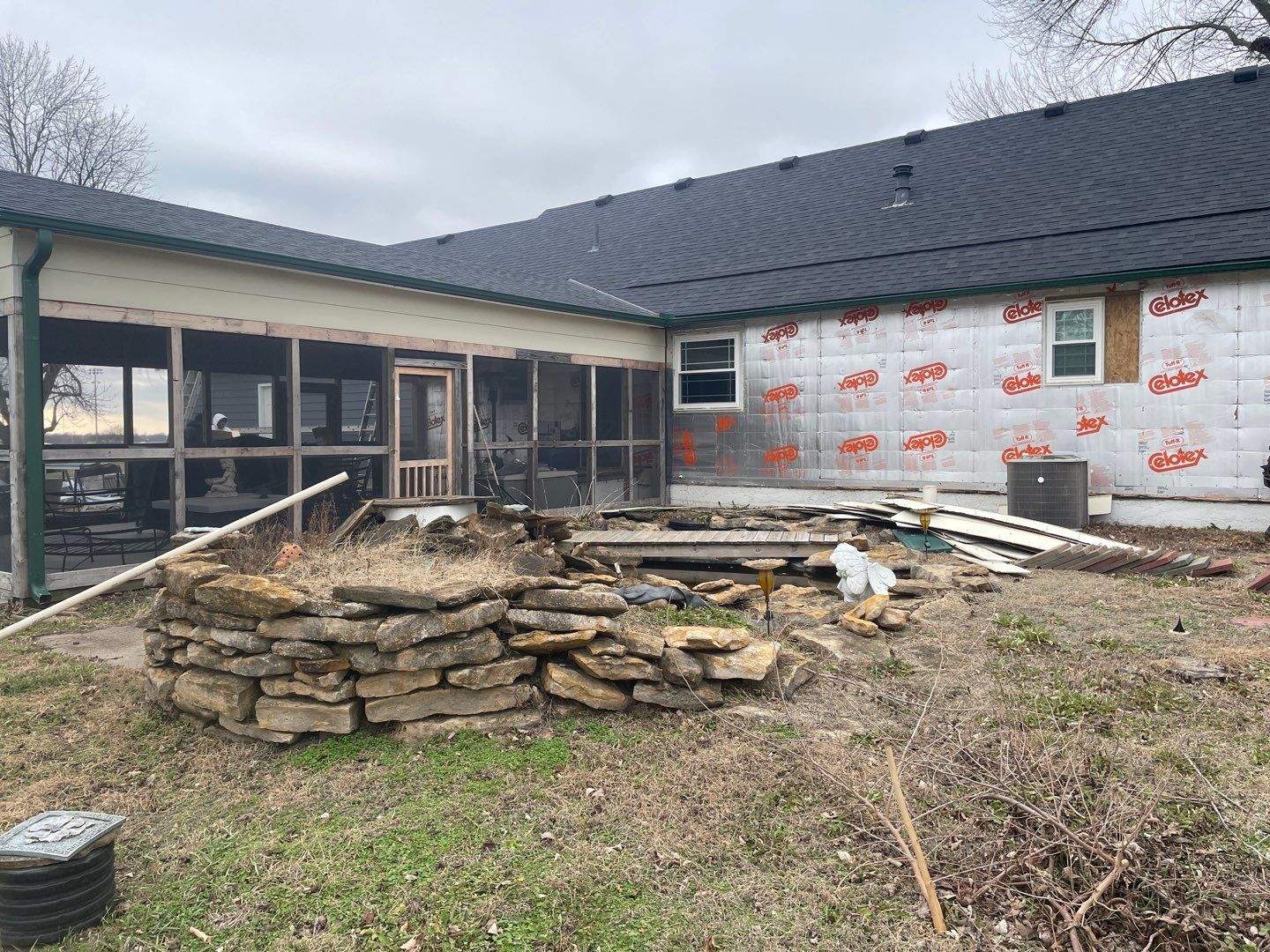 Siding Installation using Craneboard D7 by EEC Windows, Siding & Roofing