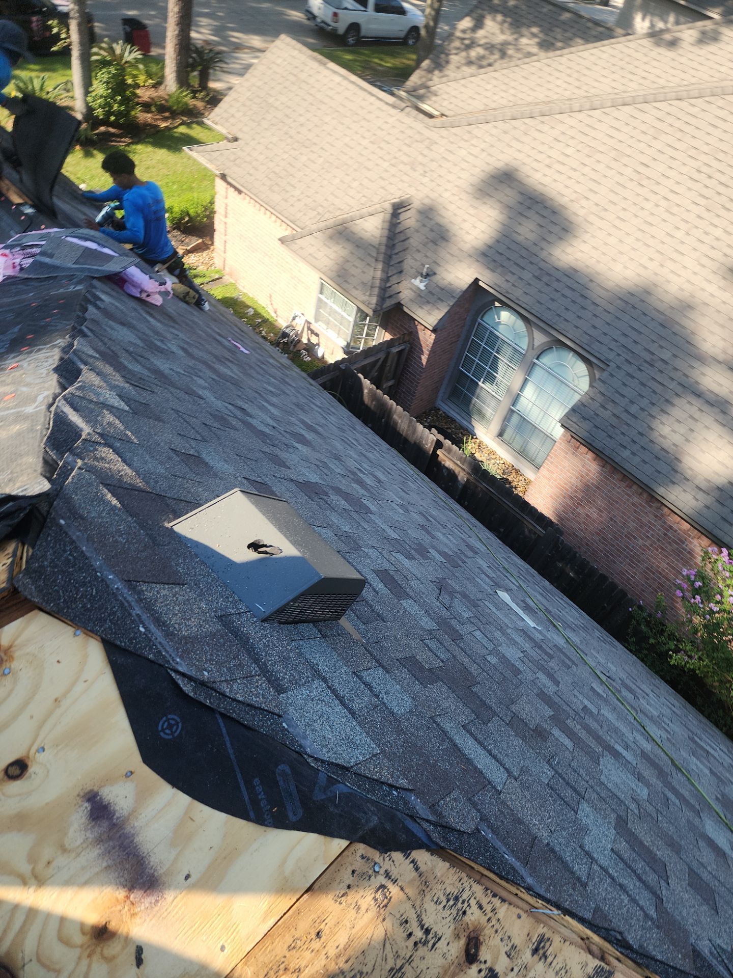 Residential Roofing Installation using Owen's Corning Duration (Lifetime) Shingles by Roof Repair Company
