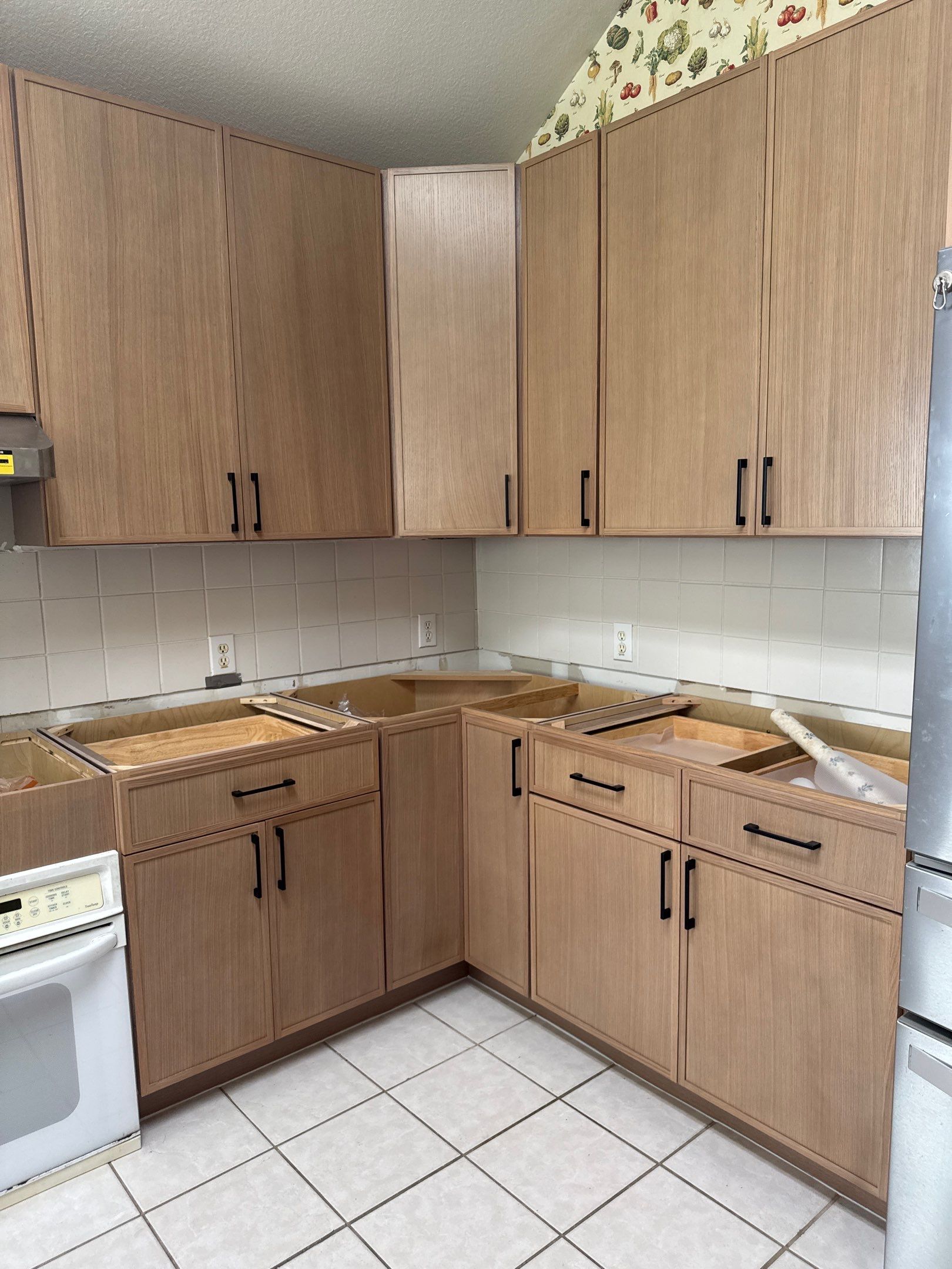 Zero-Disruption Remodel: Cabinets & Countertops Installed in 8 Days Flat by Tibi Soli LLC