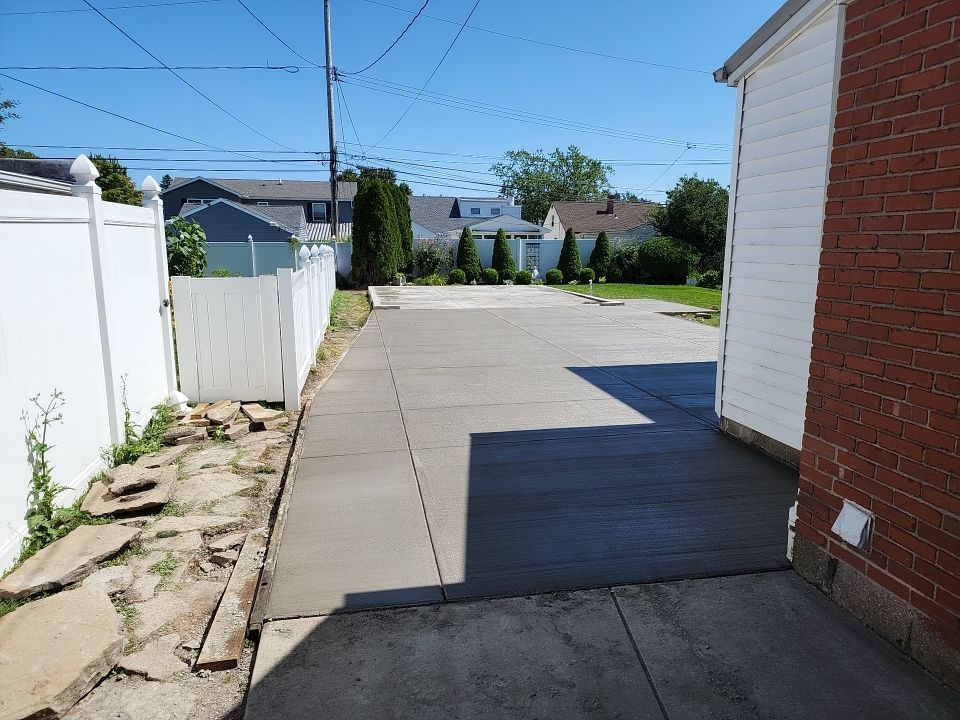 Garage And Concrete by Ivy Lea Construction