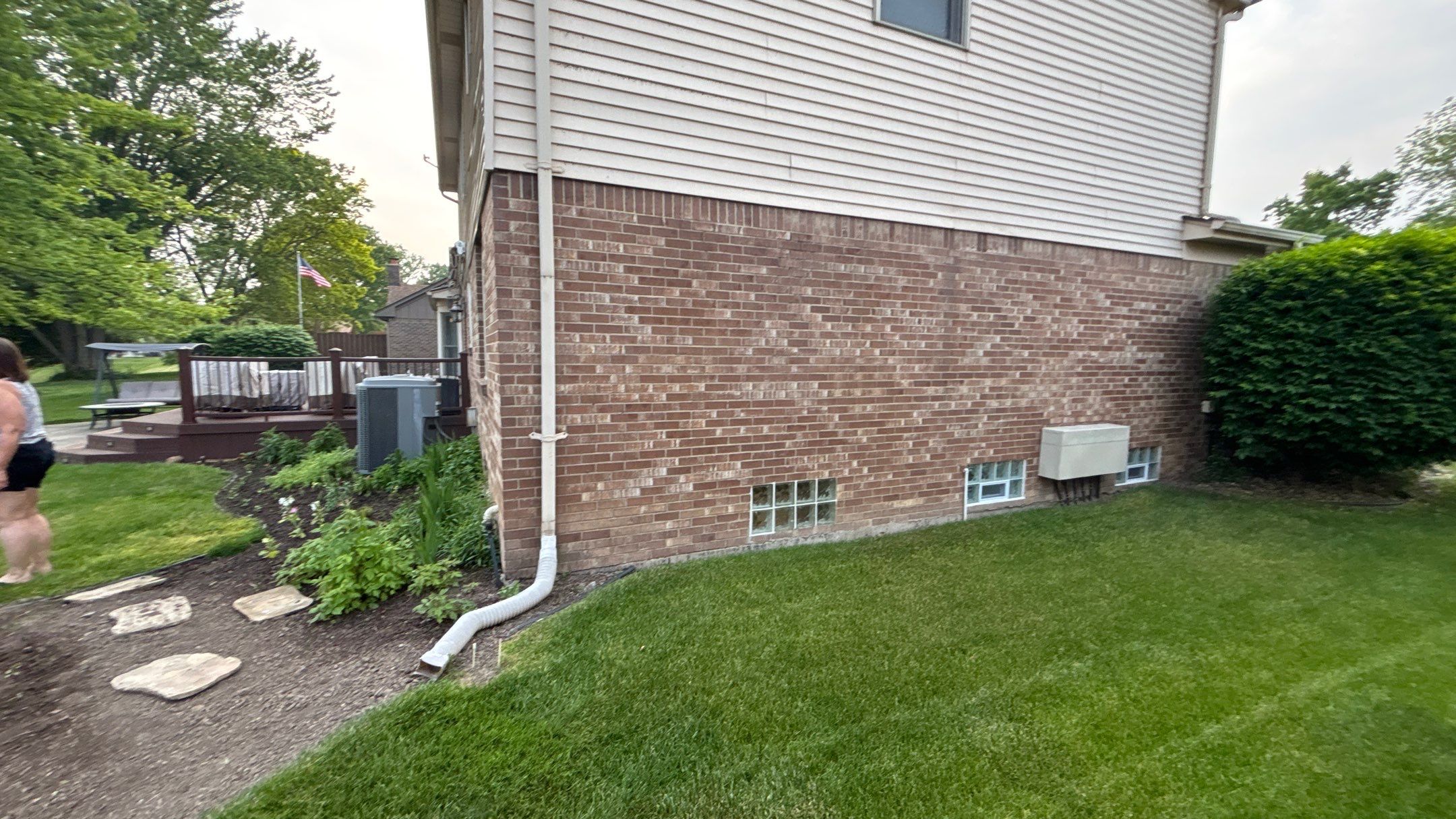 Siding Replacement using Alside S7 Cedar Mill Grain Pebble by 180 Contractors