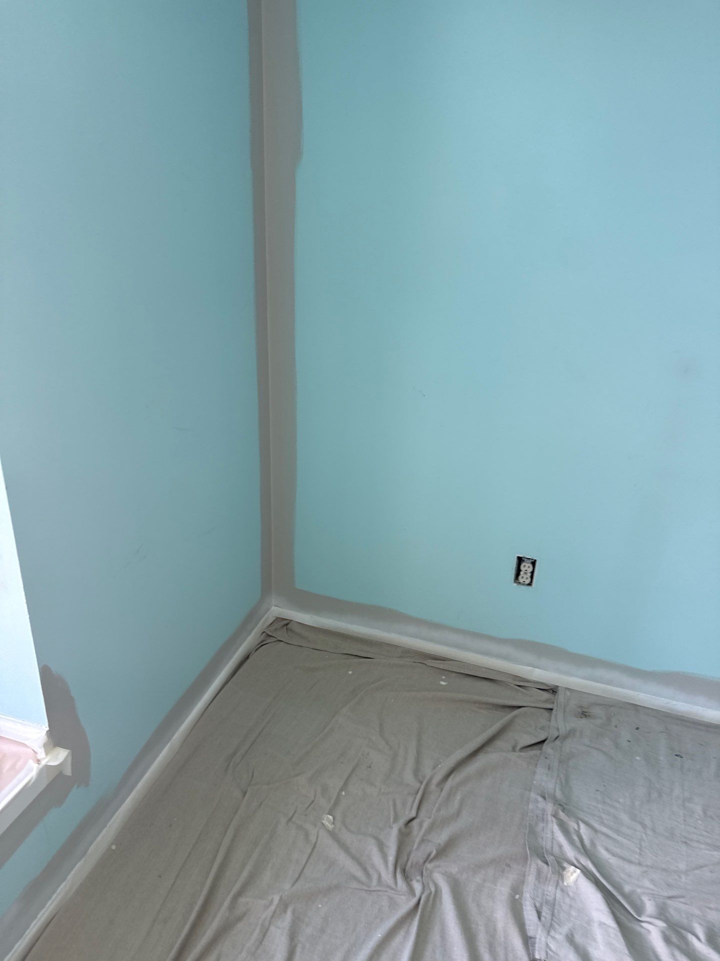 Condo Repaint Walls in Urbandale by Midwest Paint LLC