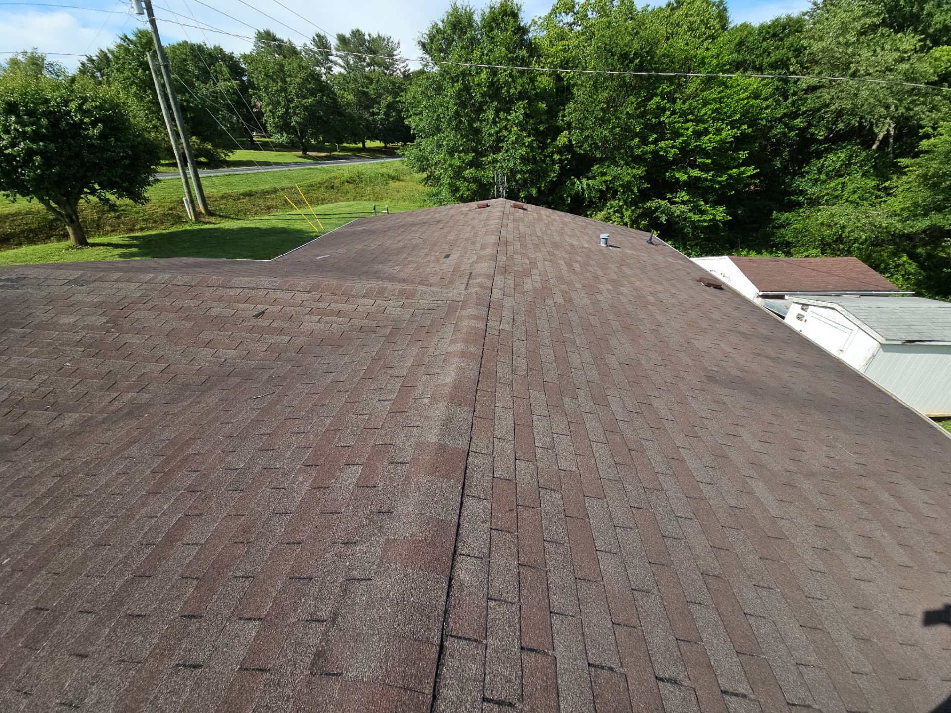 Taylor Roof by BROCK BUILDERS 