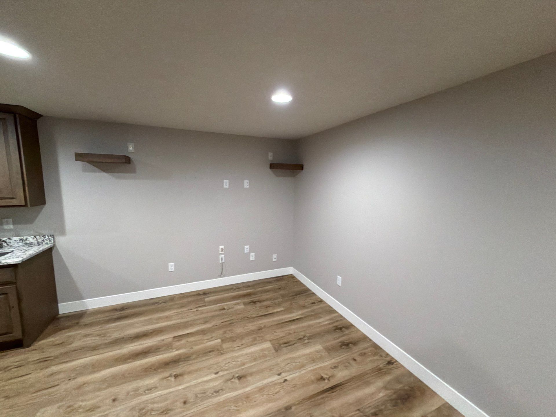 Sioux Falls Interior Finishing by Select Painting, Coatings & Garage Cabinets