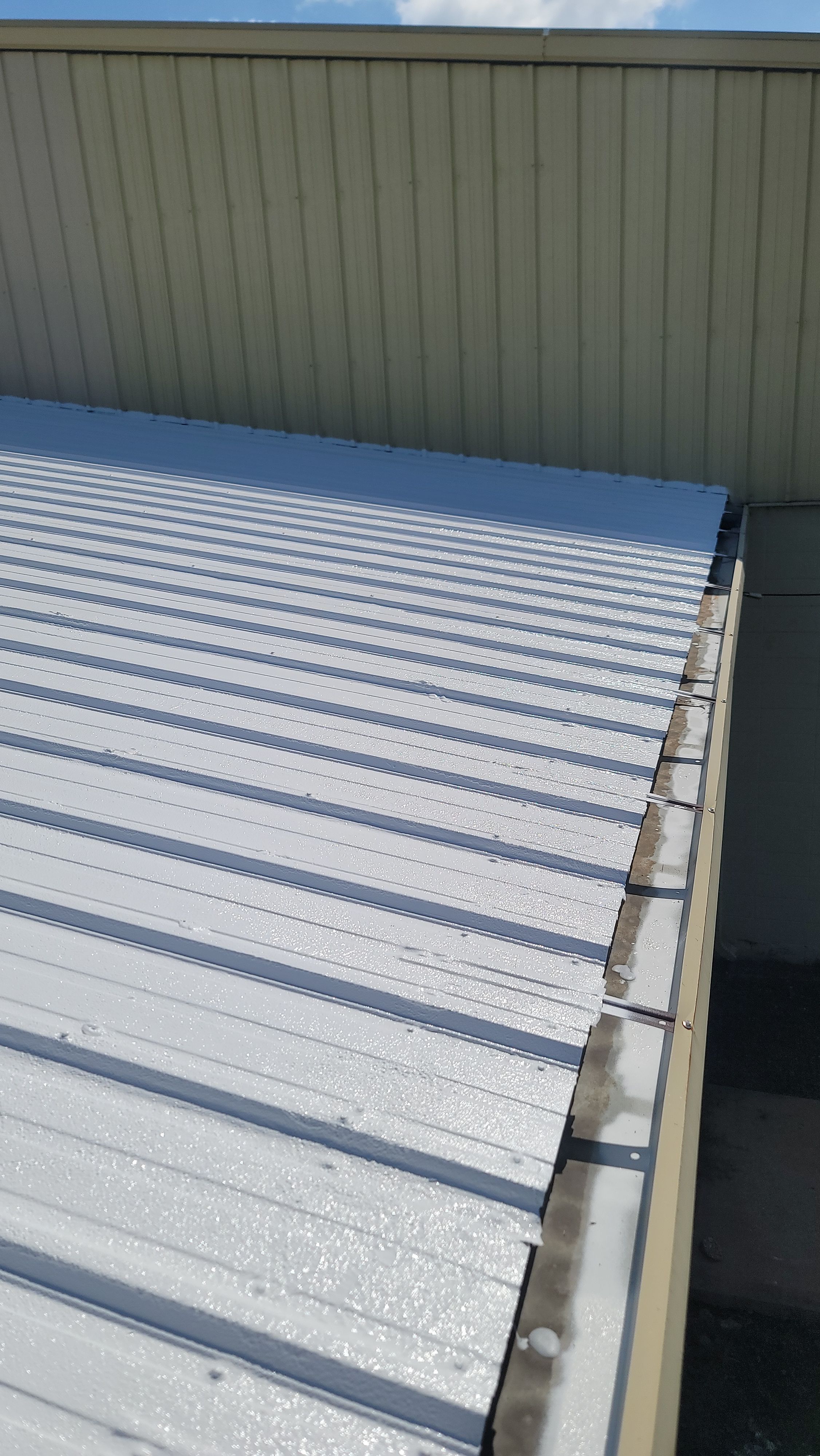Mammoth Springs Gymnasium by Hostetler Roofing