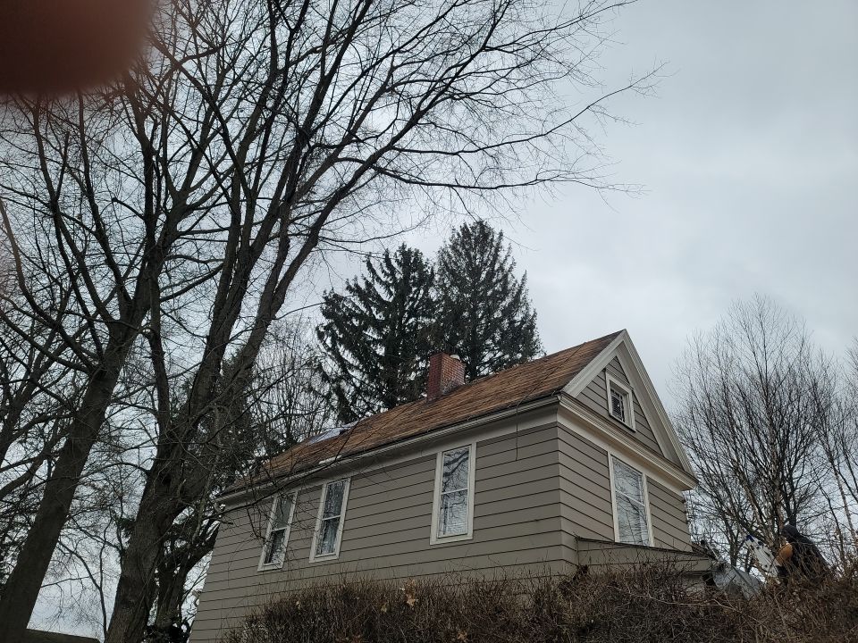 ATLAS PINNACLE COLOR: PRISTINE PEWTER DRIP EDGE: BLACK by Eagle Eye Roofing
