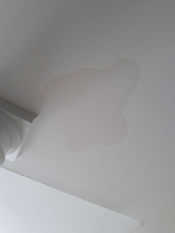 Woodbridge: CertainTeed Landmark Designer Shingles in Cottage Red by RM Banning, Inc.