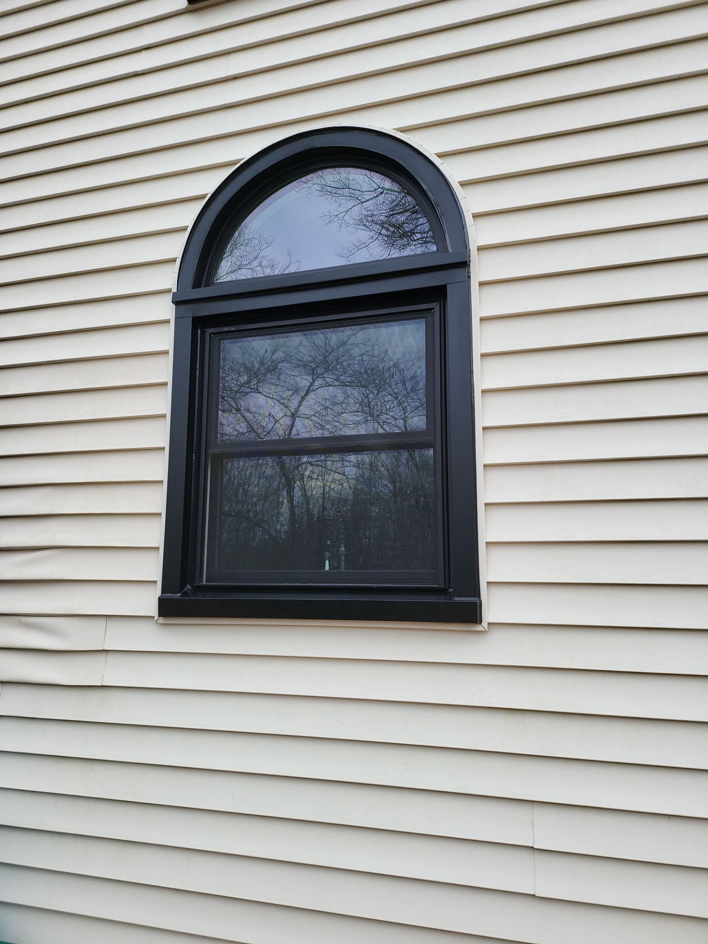 Black Out Window Replacement | Potomac, MD by American Home Contractors