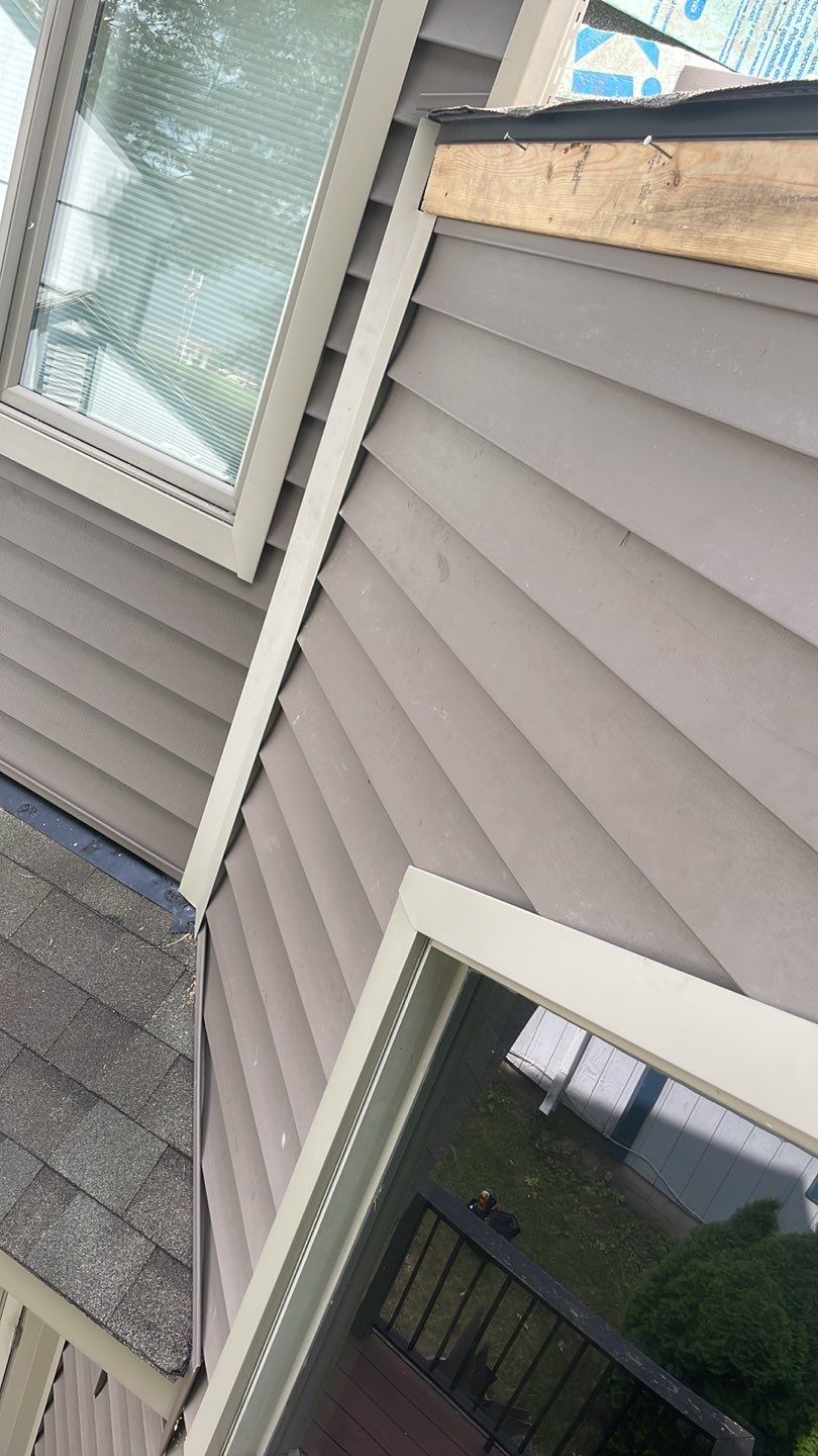 Siding Replacement using Certainteed Monogram D5 by 180 Contractors