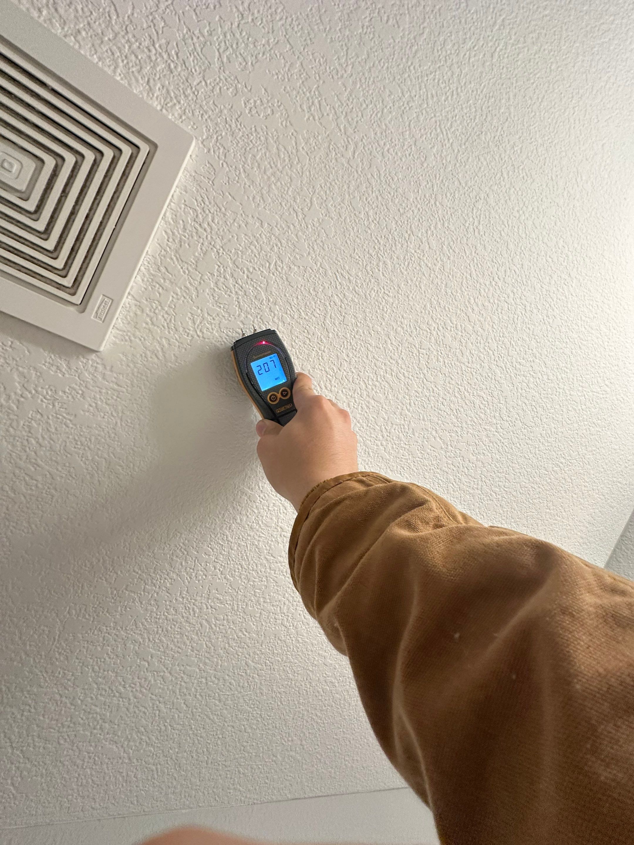 Water Damage in Highlands Ranch by Alpha Restoration 