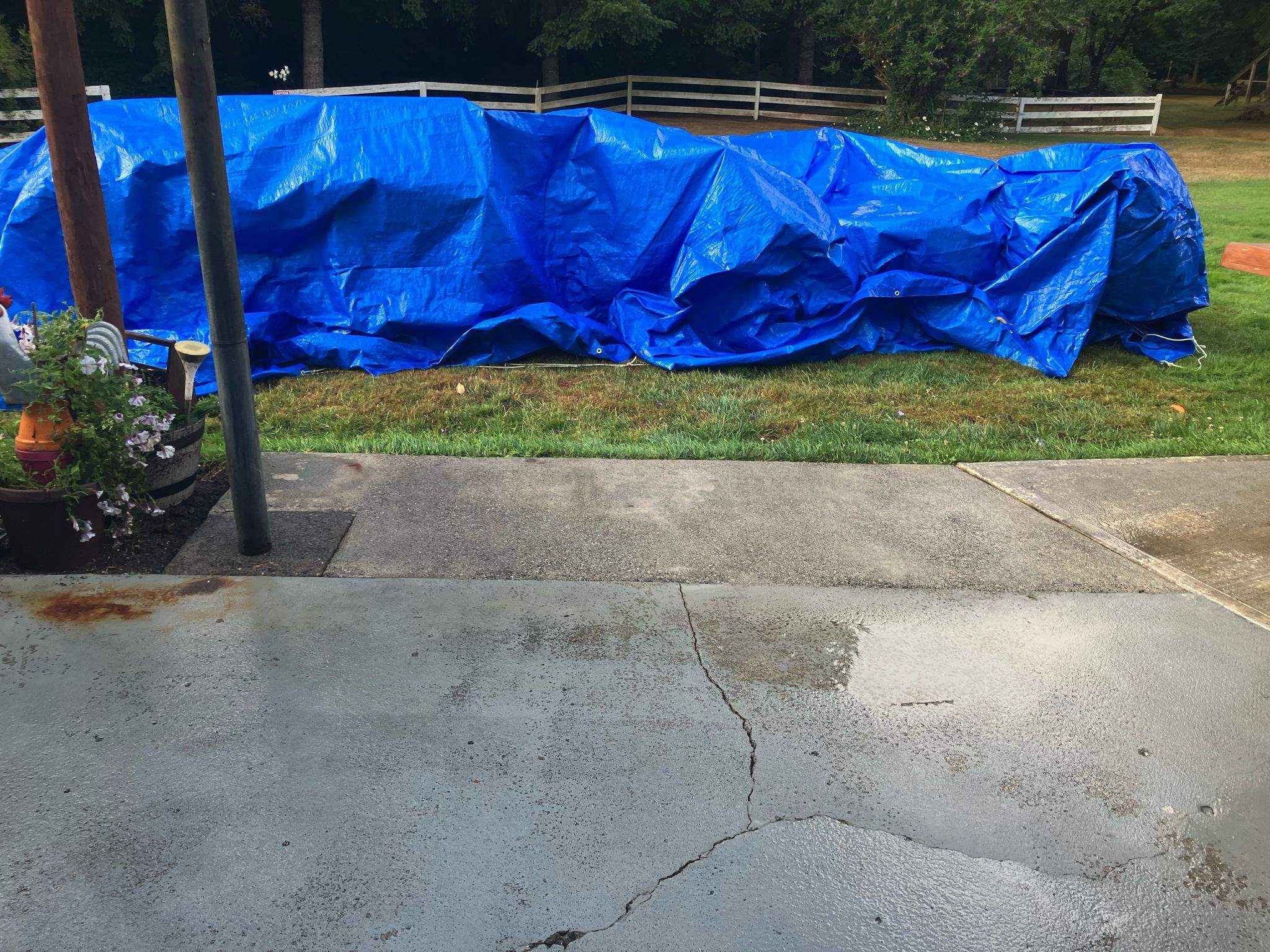 Vuba Back Patio by Concrete Coating Experts Inc.