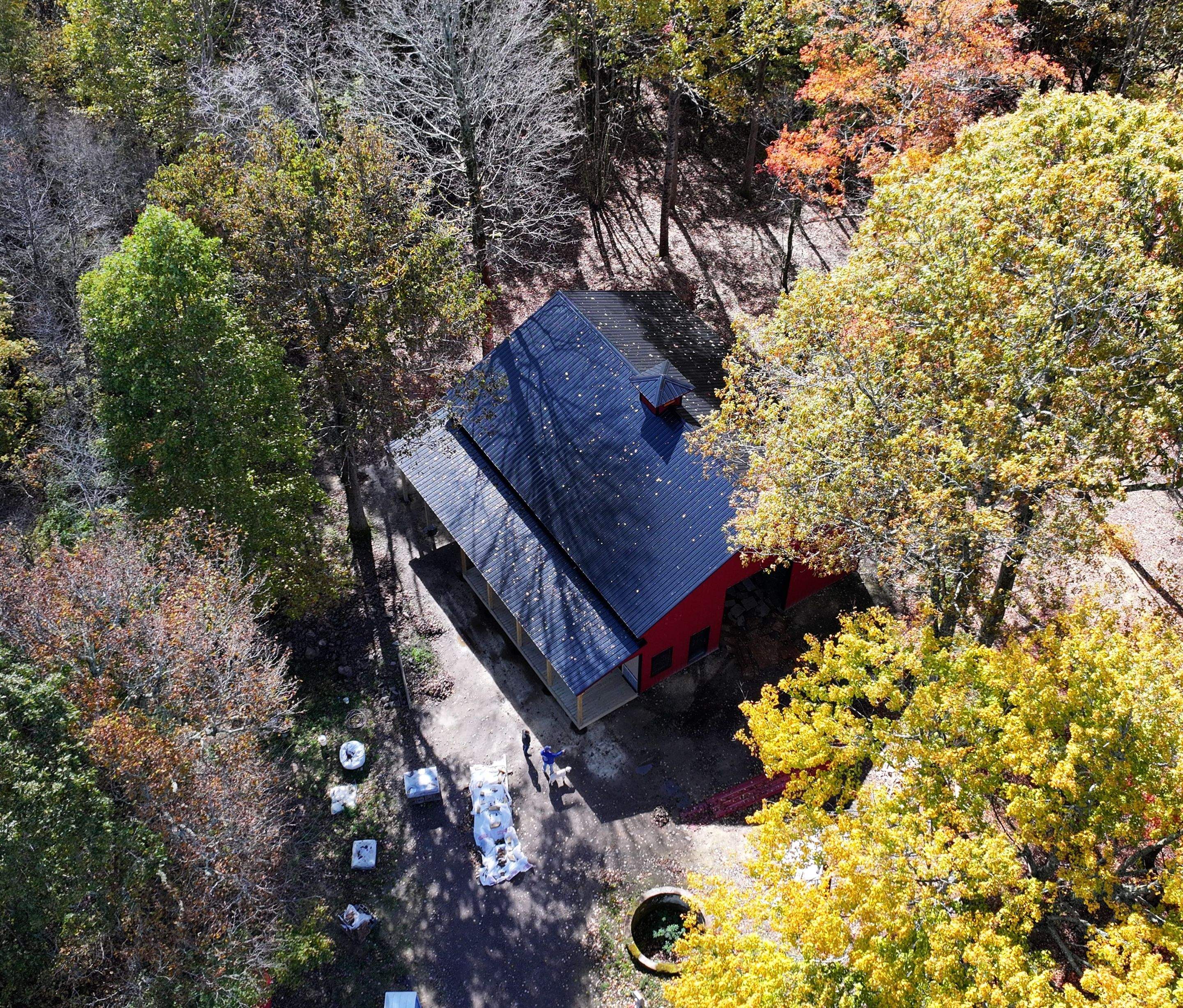 Brodour Barndominium  by Omnia Roofing