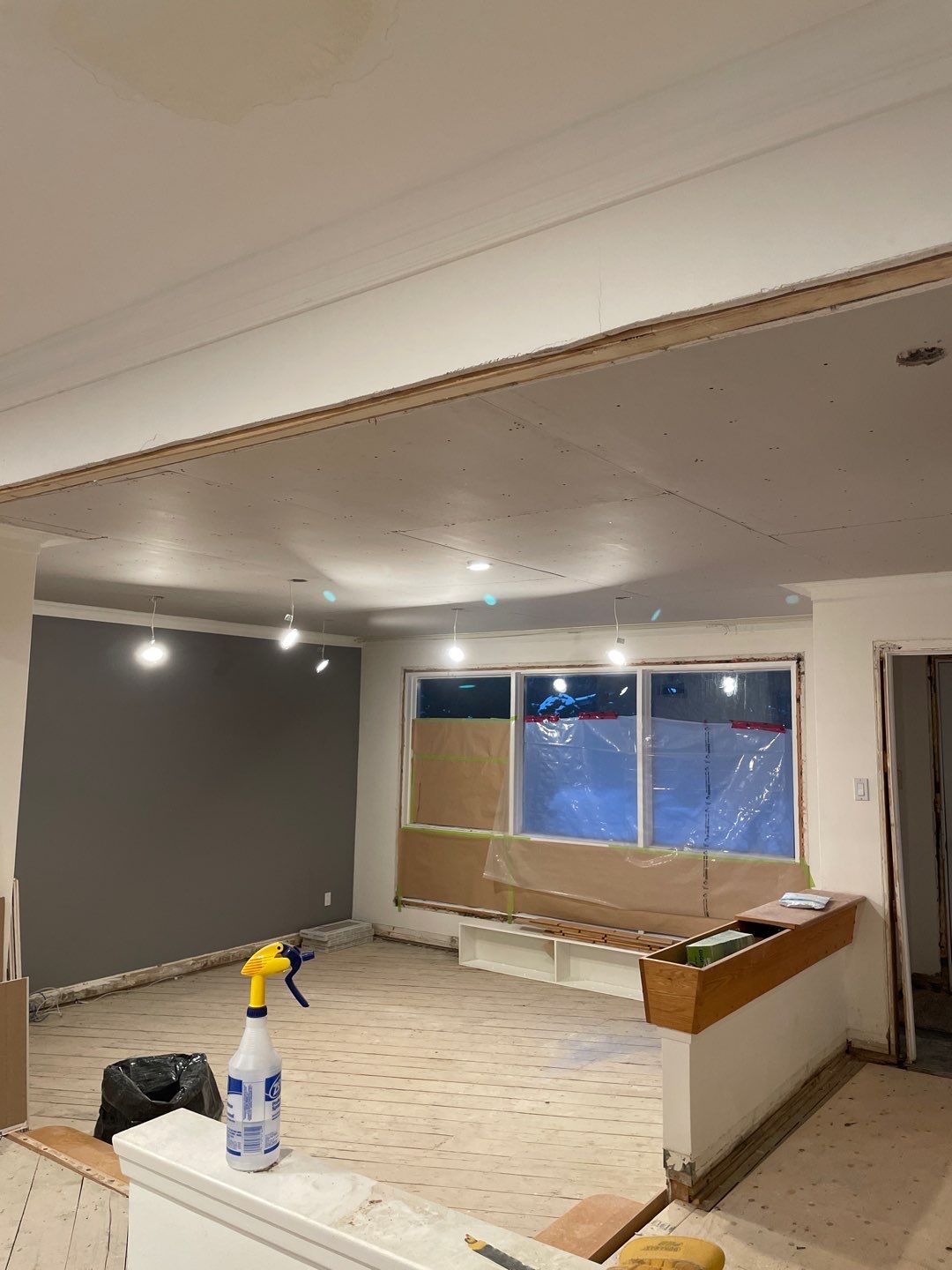 Full house renovation by Eco-Nature Construction Inc.
