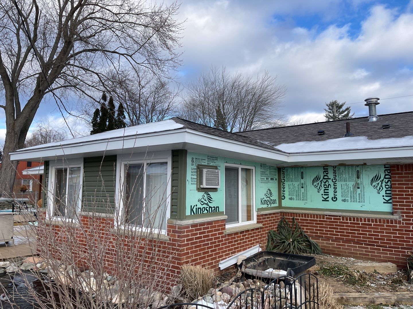 Roof Replacement using CertainTeed Landmark by 180 Contractors