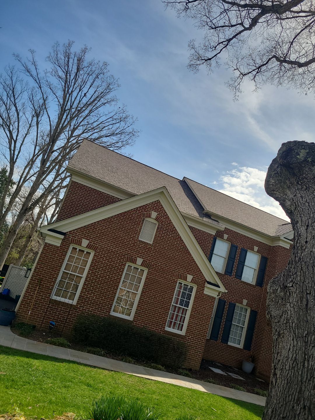 Burke: CertainTeed Landmark Pro Designer Shingles in Max Def Weathered Wood by RM Banning, Inc.