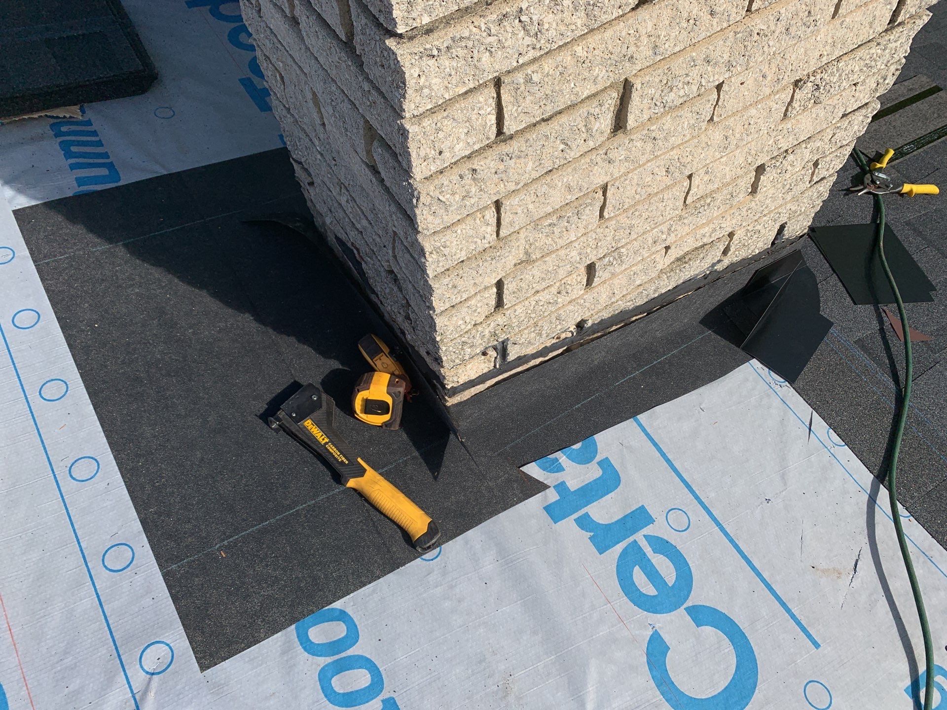 Roof Replacement using CertainTeed Landmark by 180 Contractors