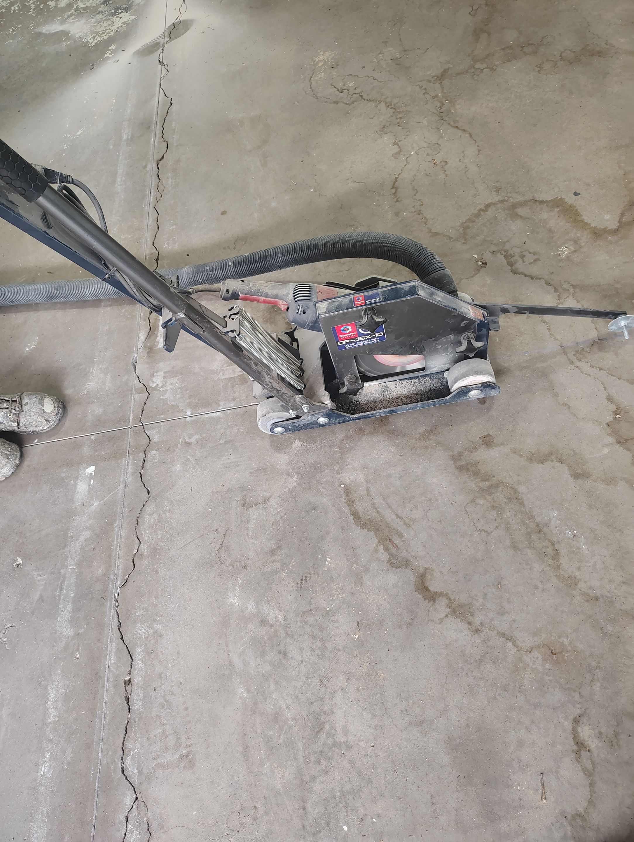 Yankton Garage Concrete Coating With Feather Gray Decorative Chips by Select Painting, Coatings & Garage Cabinets