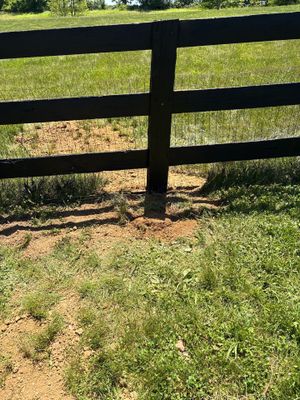 Fence repair project in Purceville, Va