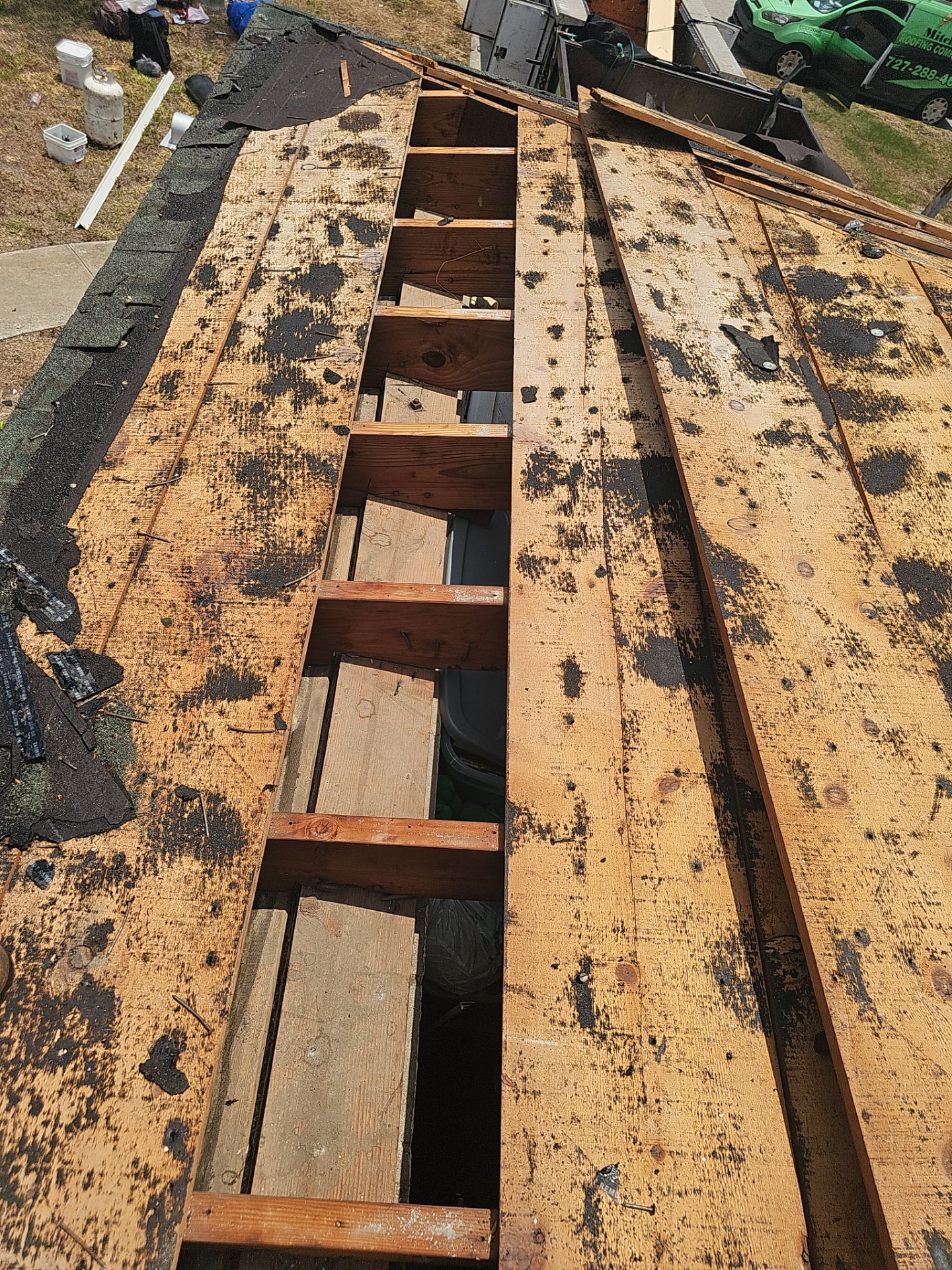Project in St. Petersburg 33705 by Mitchell Roofing Company LLC 