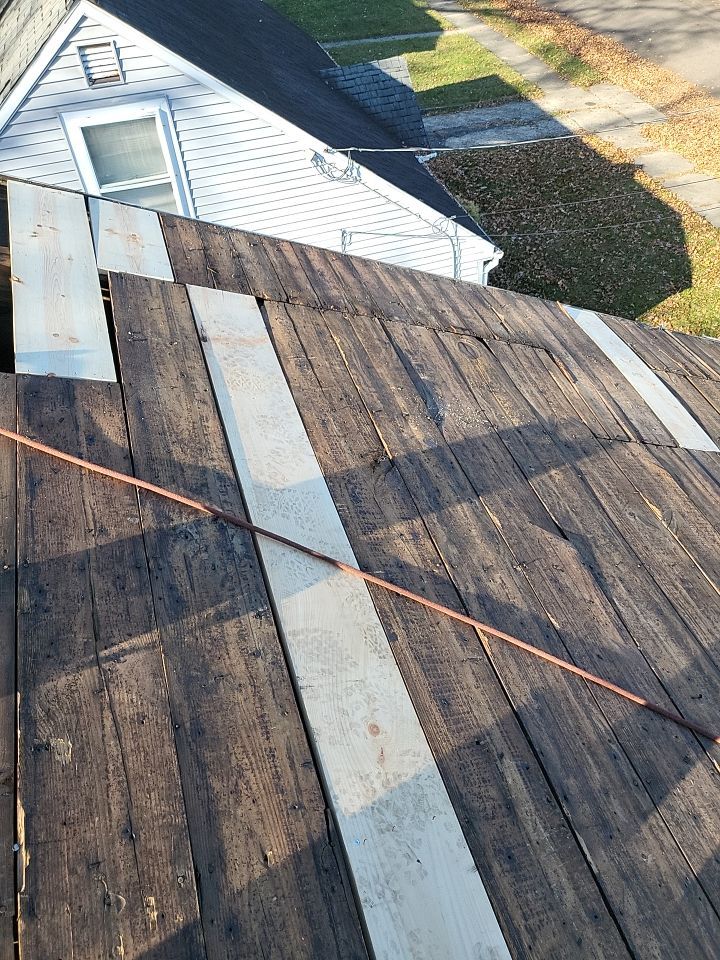 ATLAS PINNACLE COLOR: PRISTINE SCOTCHGARD HEARTHSTONE DRIP EDGE: BLACK by Eagle Eye Roofing