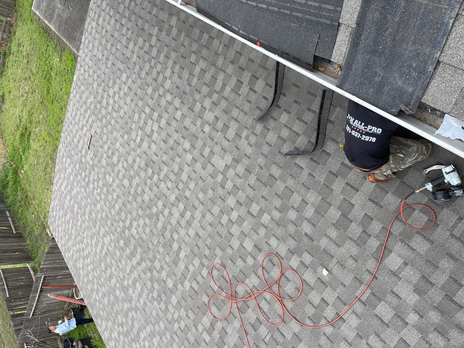 Residential Roofing Installation using Owen's Corning Duration (Lifetime) Shingles by Roof Repair Company