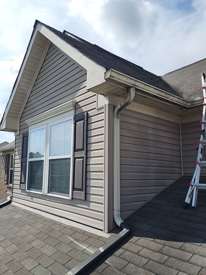 Liberty Township - Pristine Black by Tamlin Roofing