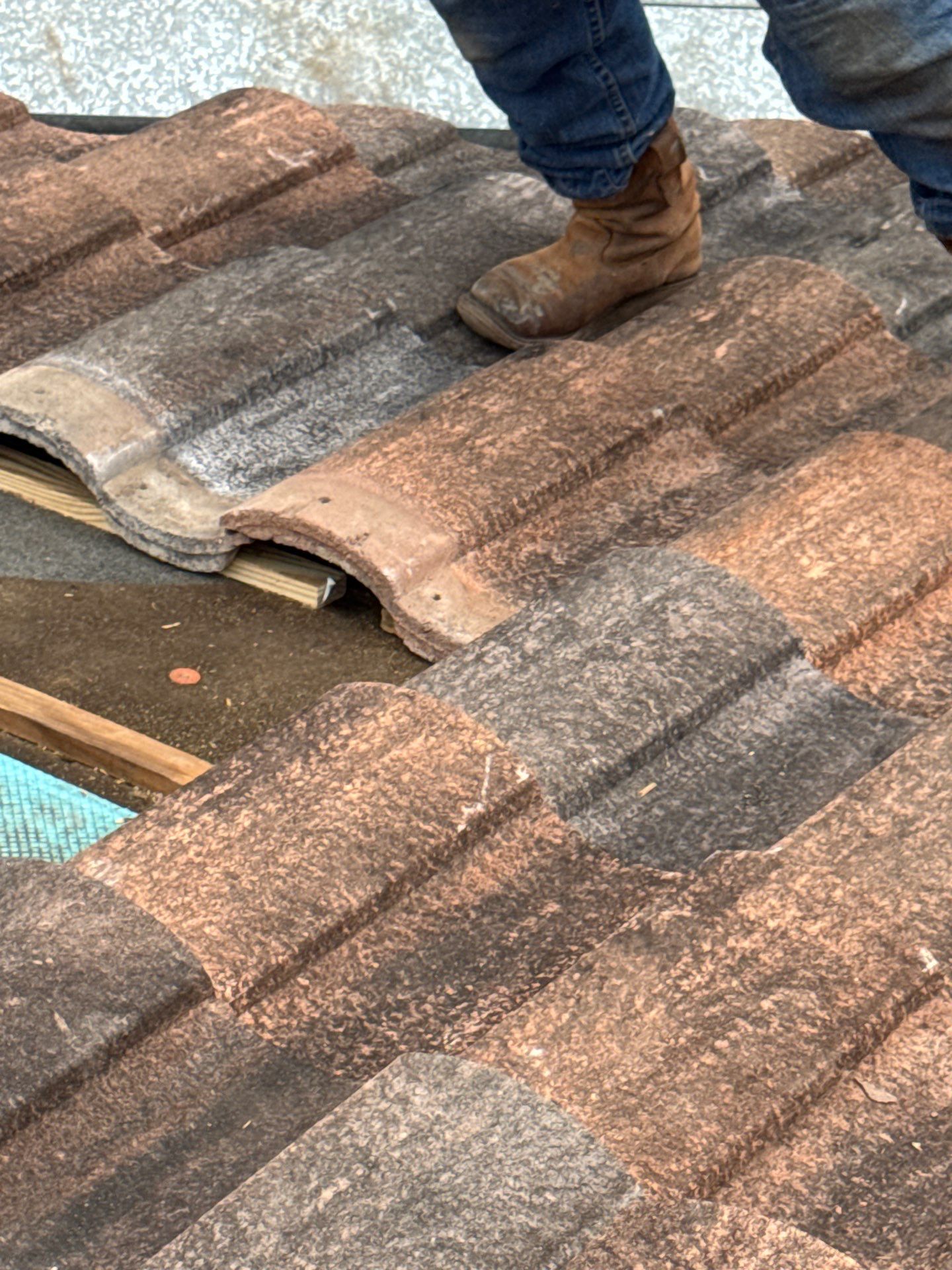 Roof Repair Sugarland by Roof Repair Company