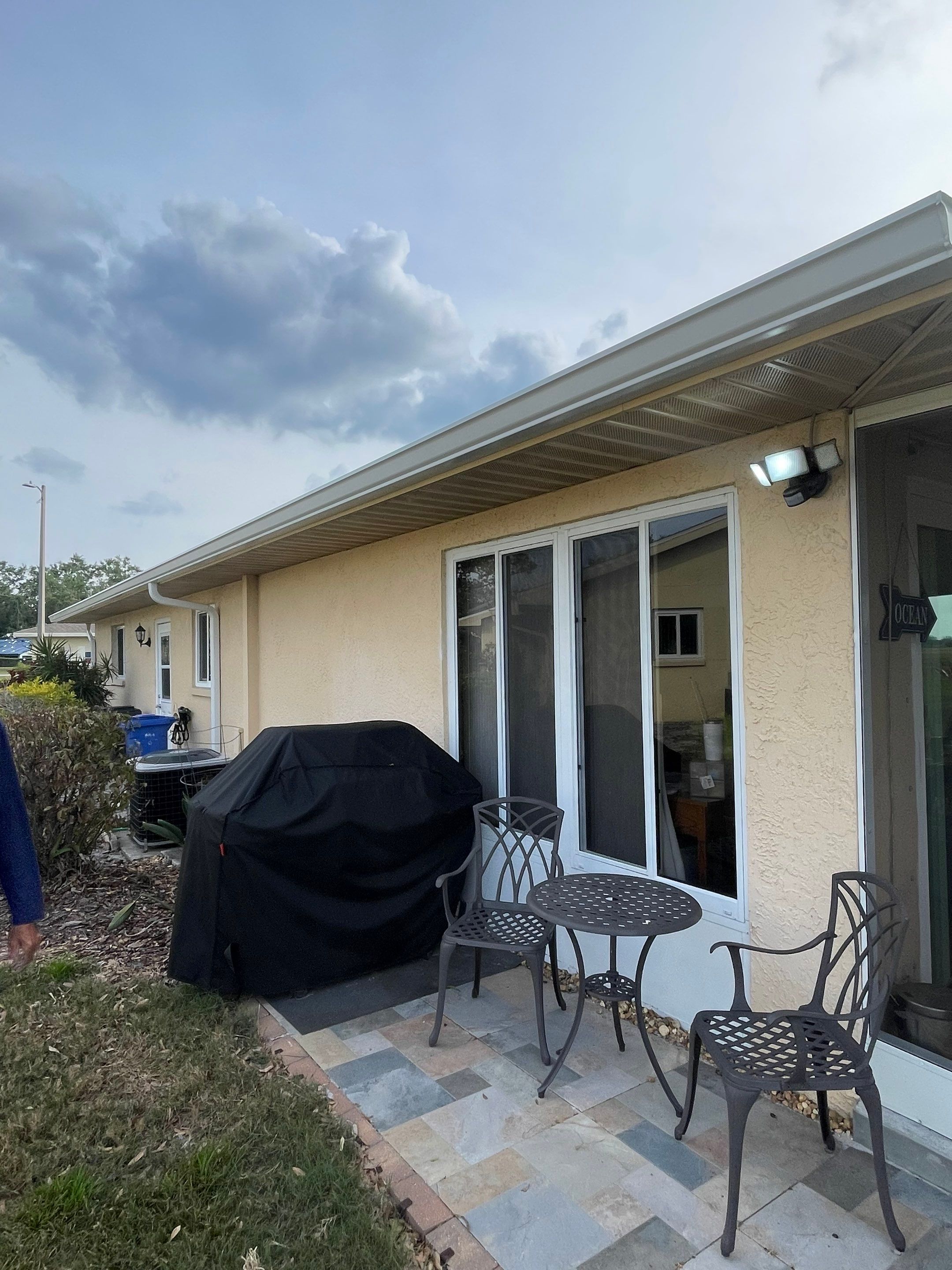 White Vinyl Gutters Installation in Sarasota FL by Gutter Professors