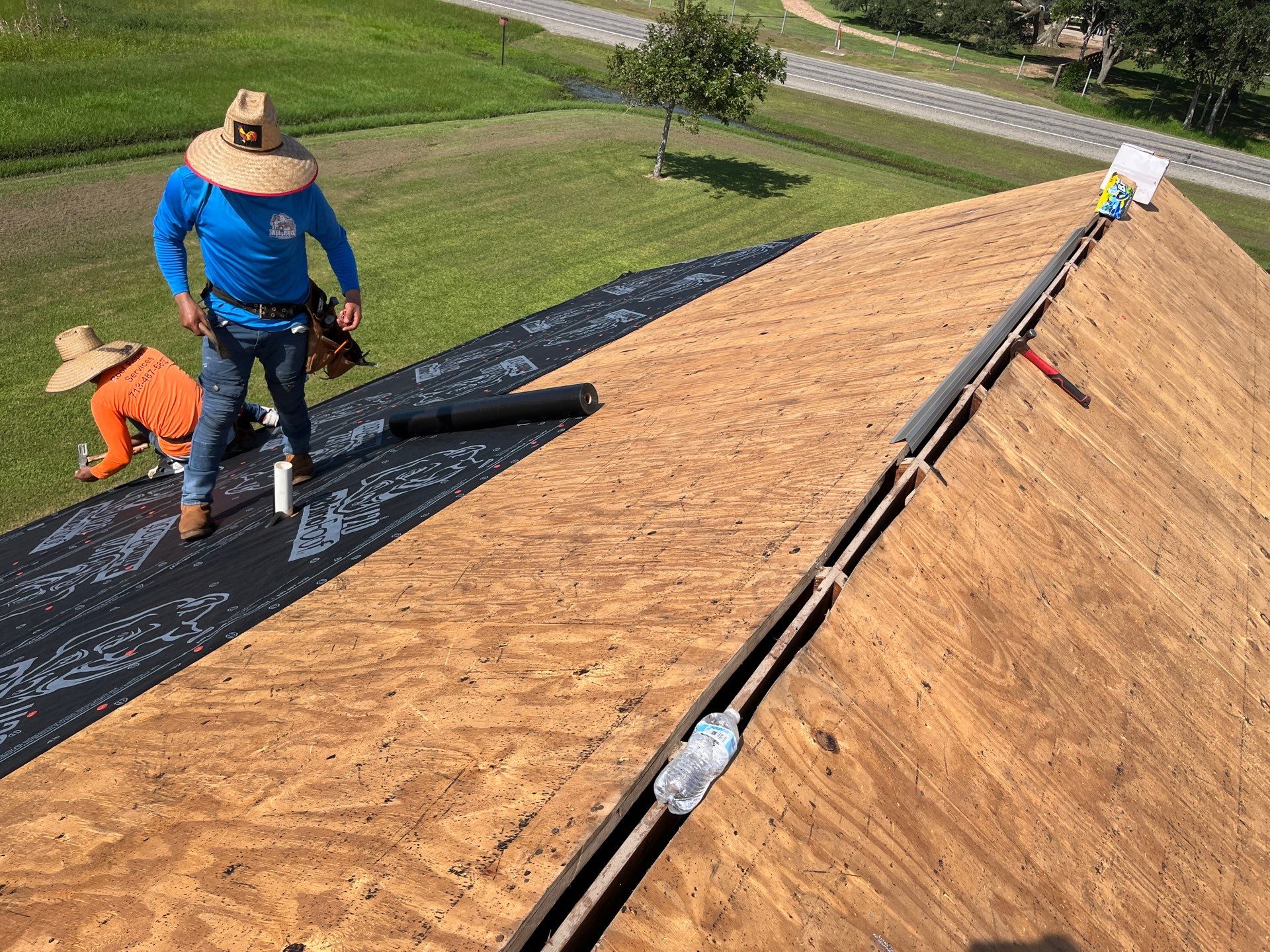 Residential Roofing Installation using Owen's Corning Duration (Lifetime) Shingles by Roof Repair Company