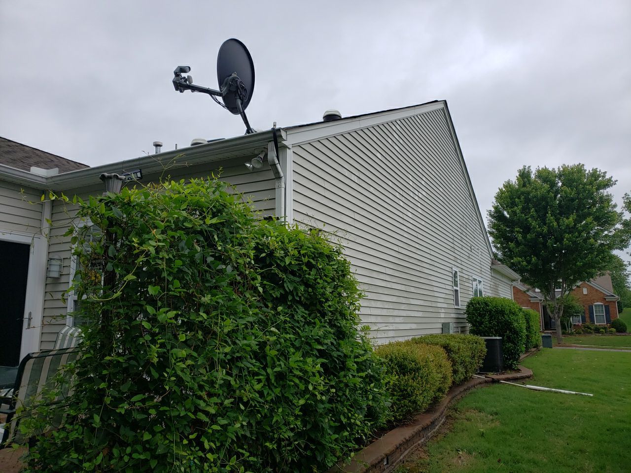 House Wash using cleaner by Power Wash Masters LLC