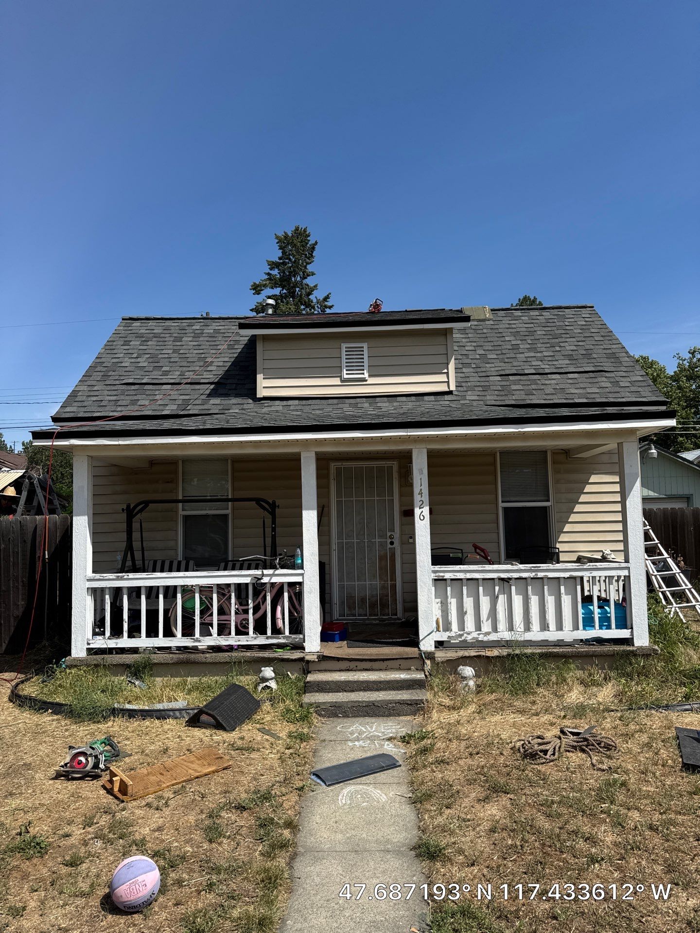Residential Roofing Installation and Decking Repair in W Dalton Ave Spokane, WA 99205 The Denali System - Certainteed Landmark® Shingle - Granite Gray by Alpine Roofing