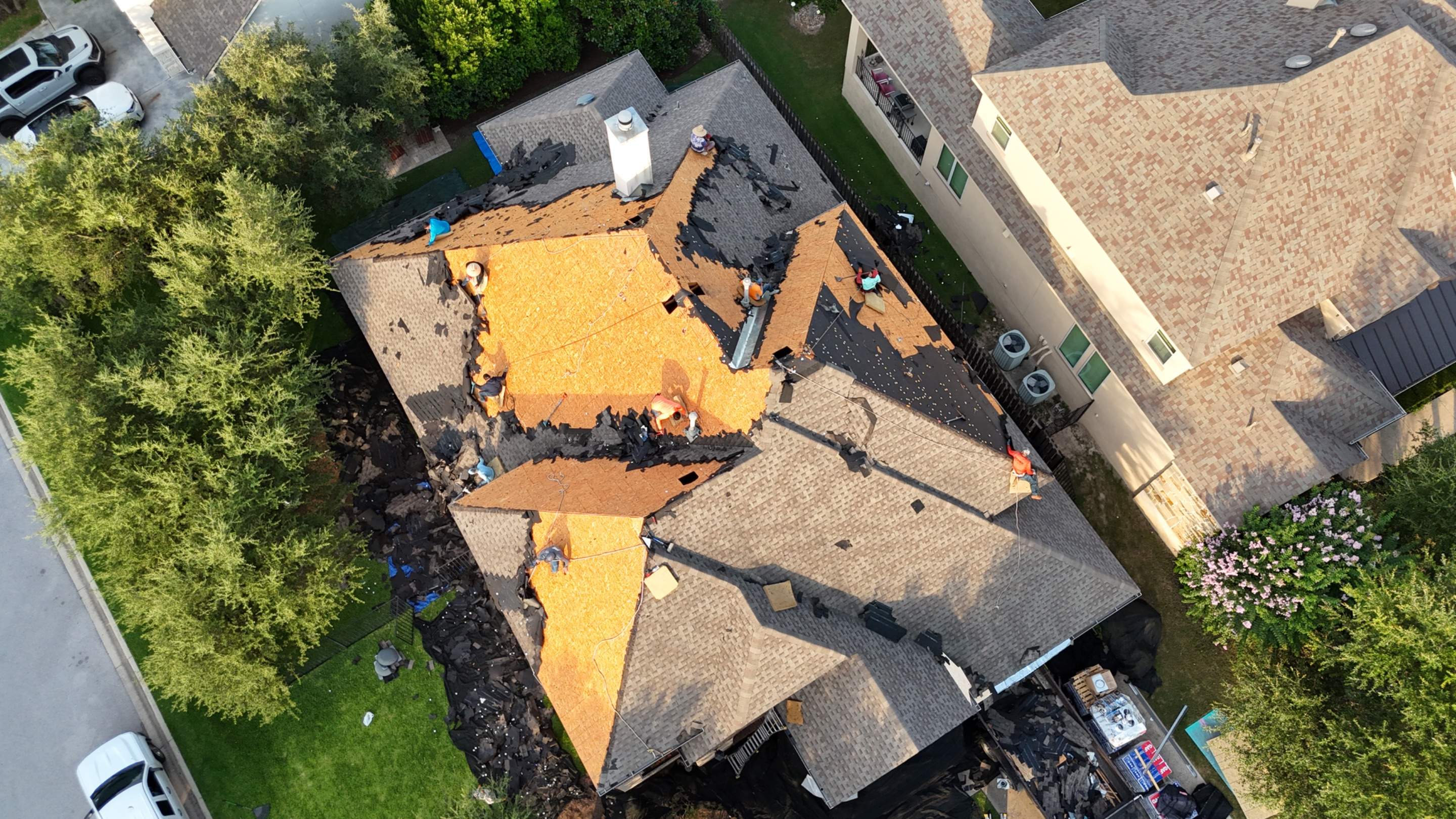 Austin Residential Roof Installation with GAF Shingles and Radiant Barrier by RoofsOnly.com