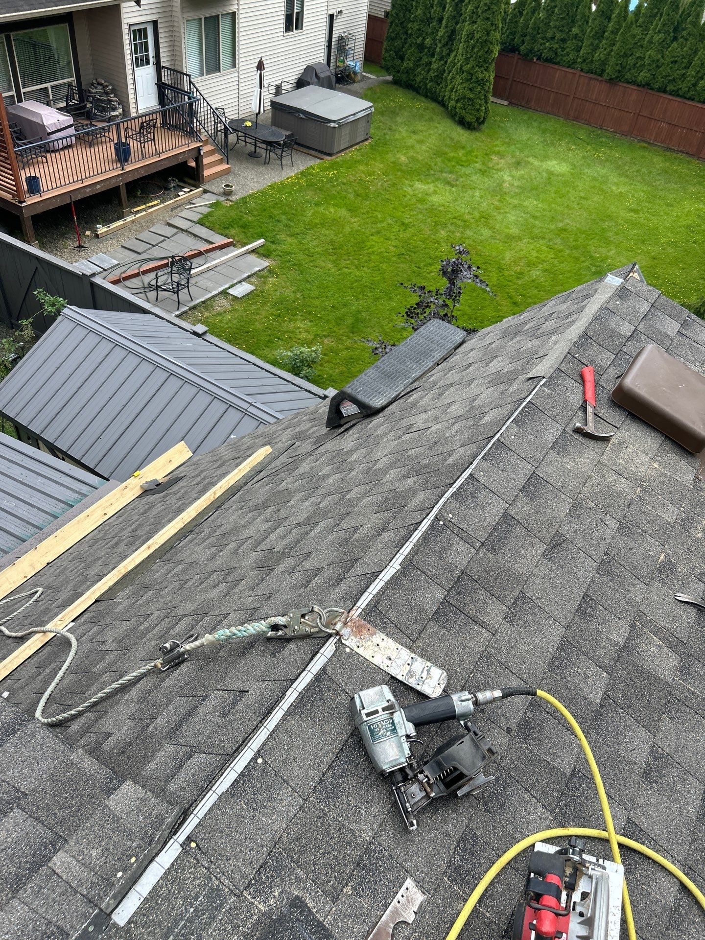 Residential Roofing Installation using GAF Timberline HDZ by Top Notch Roofing Inc