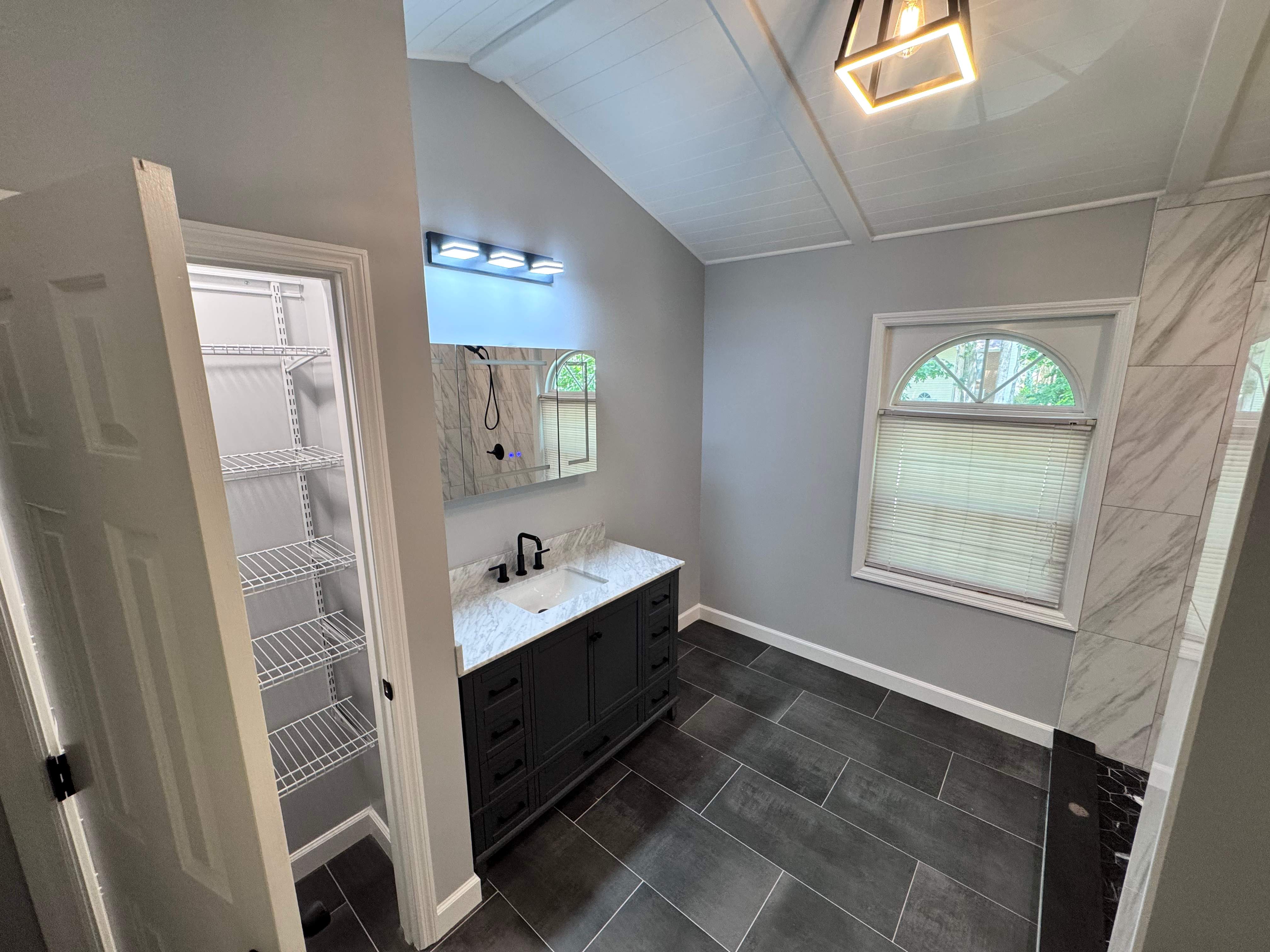 Master bathroom renovation by Prudencio