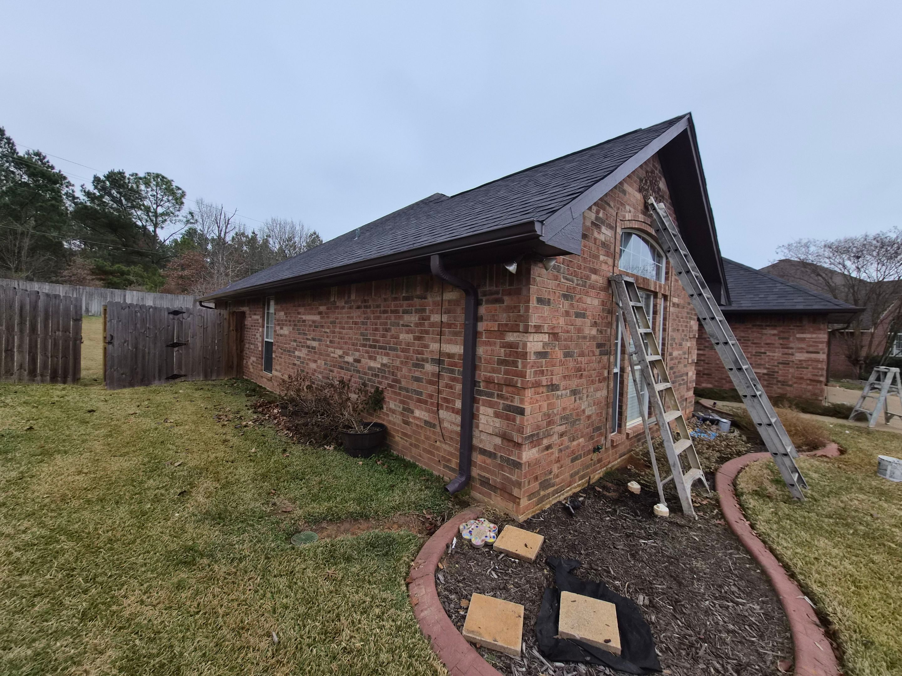 Refreshing the Exterior Paint in Whitehouse, TX by Quality Coats Painting