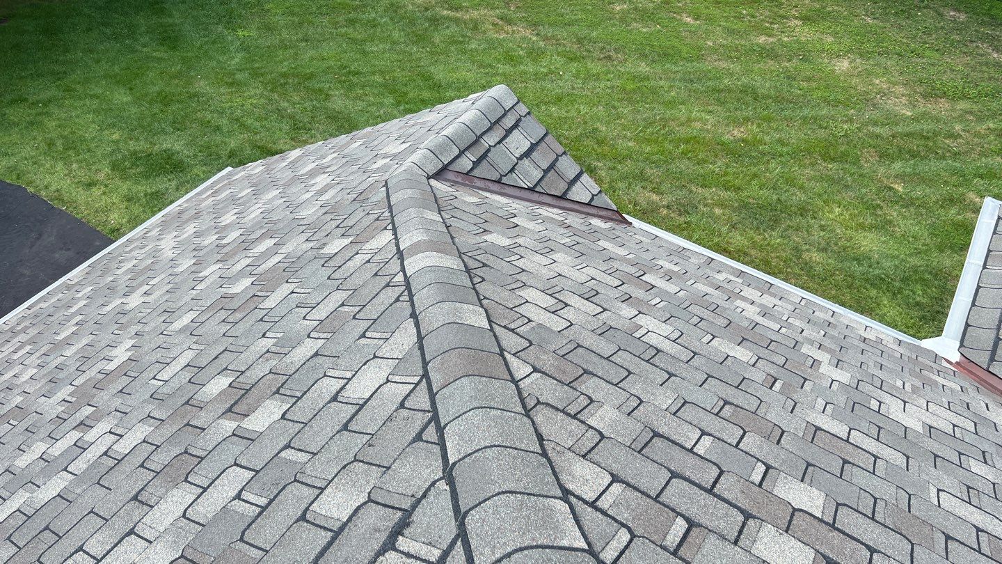 Roof Replacement using Certainteed Grand Manor Shingles by American Home Contractors